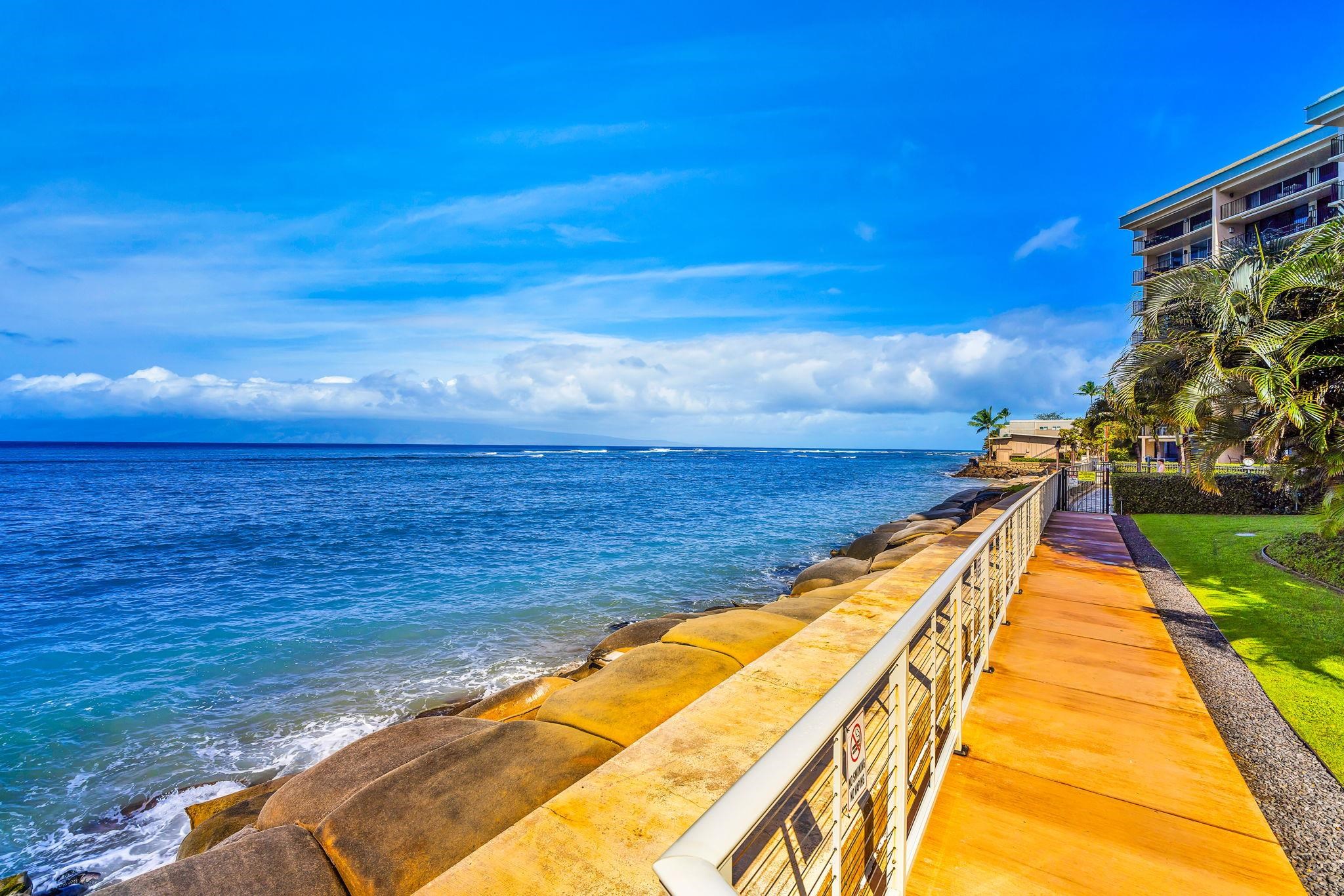 Hololani condo # B603, Lahaina, Hawaii - photo 33 of 40