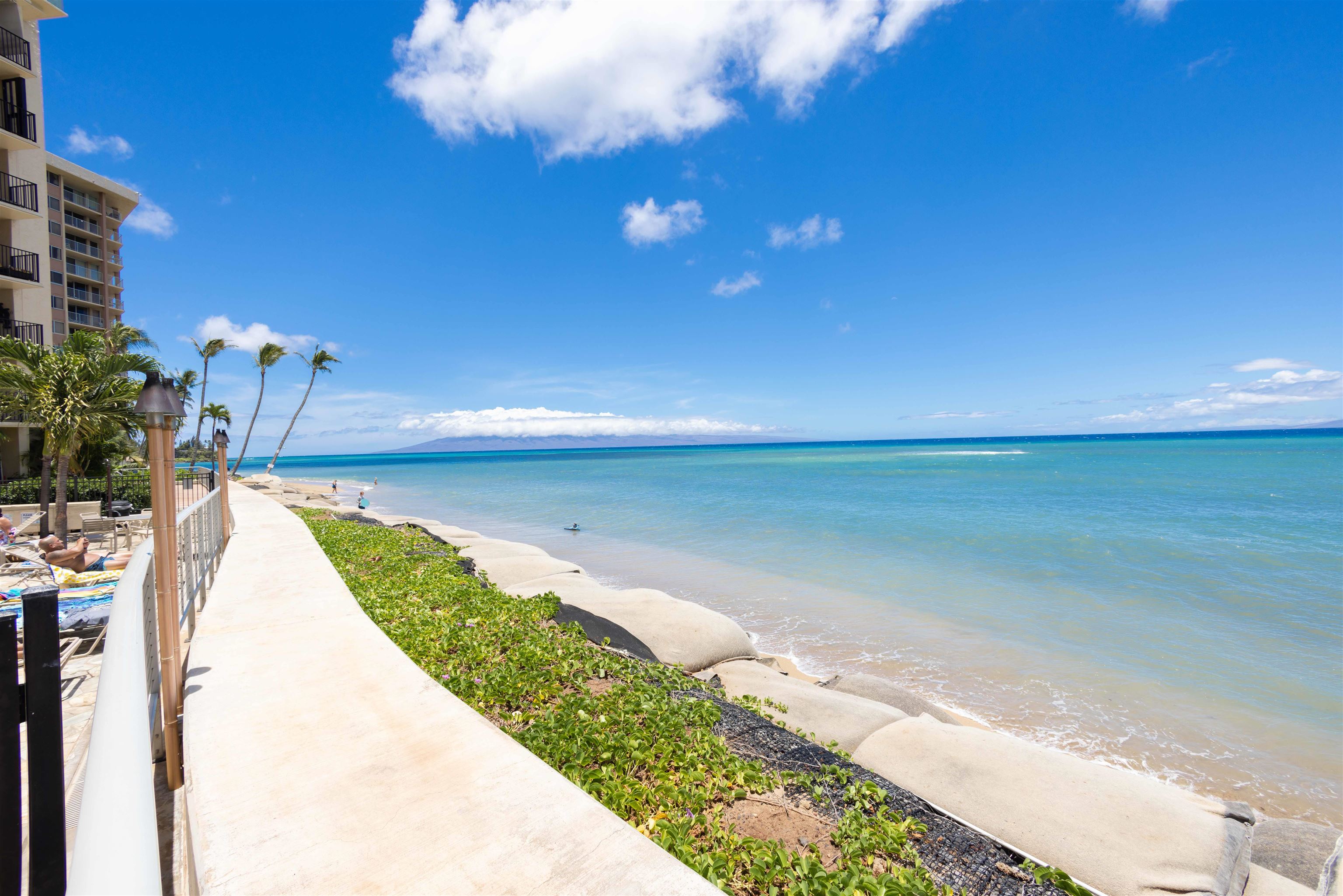 Hololani condo # B604, Lahaina, Hawaii - photo 26 of 30