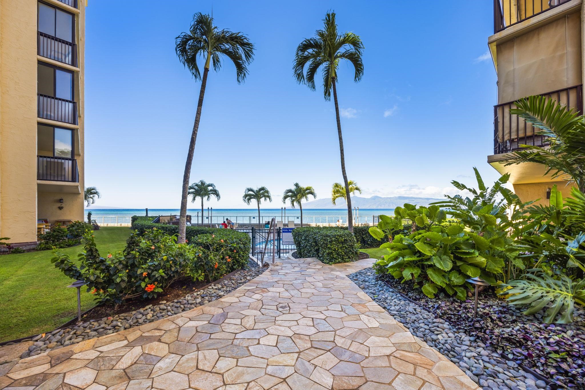 Hololani condo # B 701, Lahaina, Hawaii - photo 12 of 50