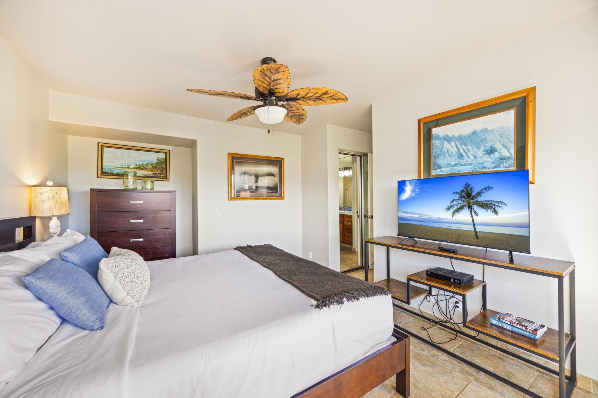 Hololani condo # B 701, Lahaina, Hawaii - photo 16 of 50