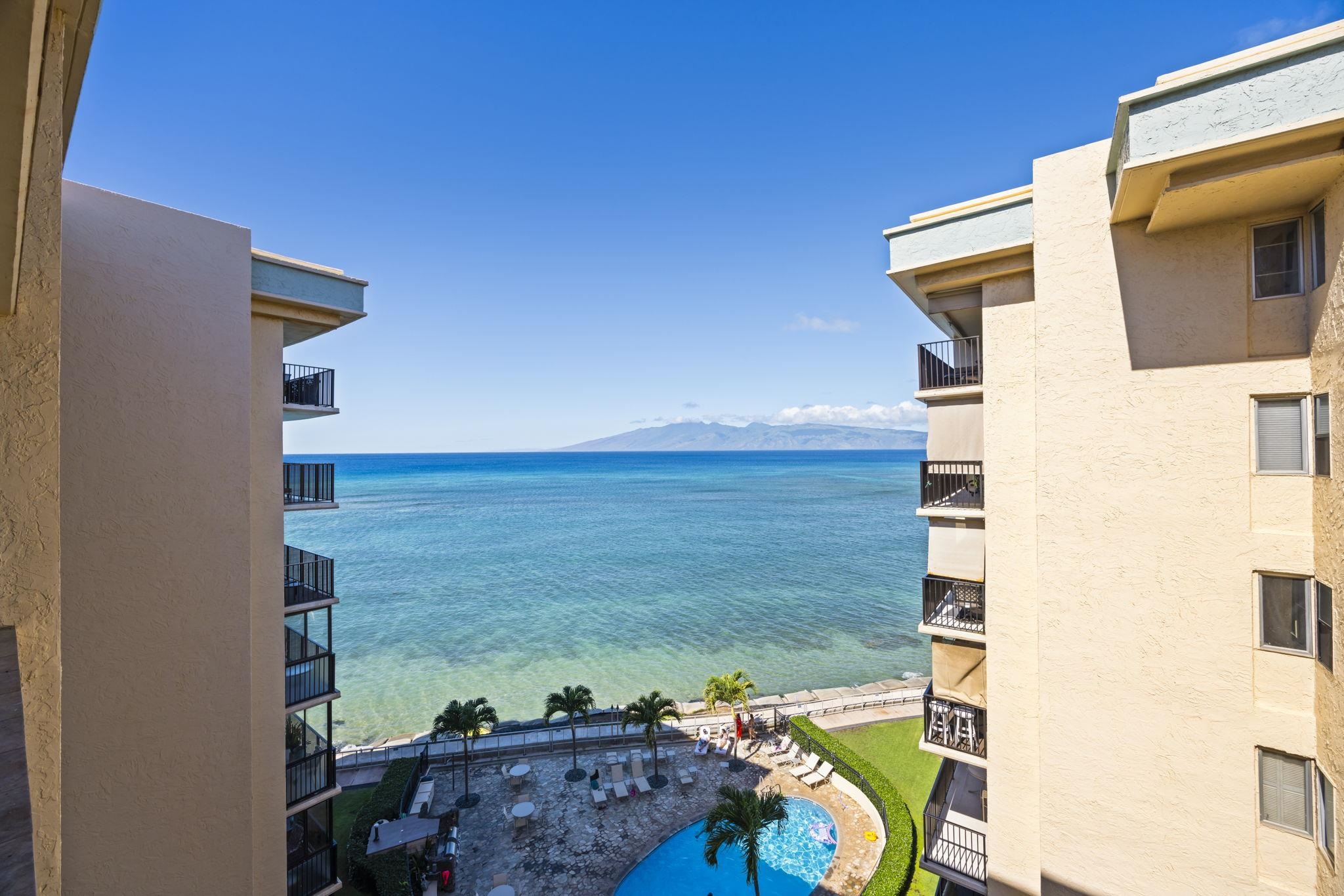 Hololani condo # B 701, Lahaina, Hawaii - photo 43 of 50