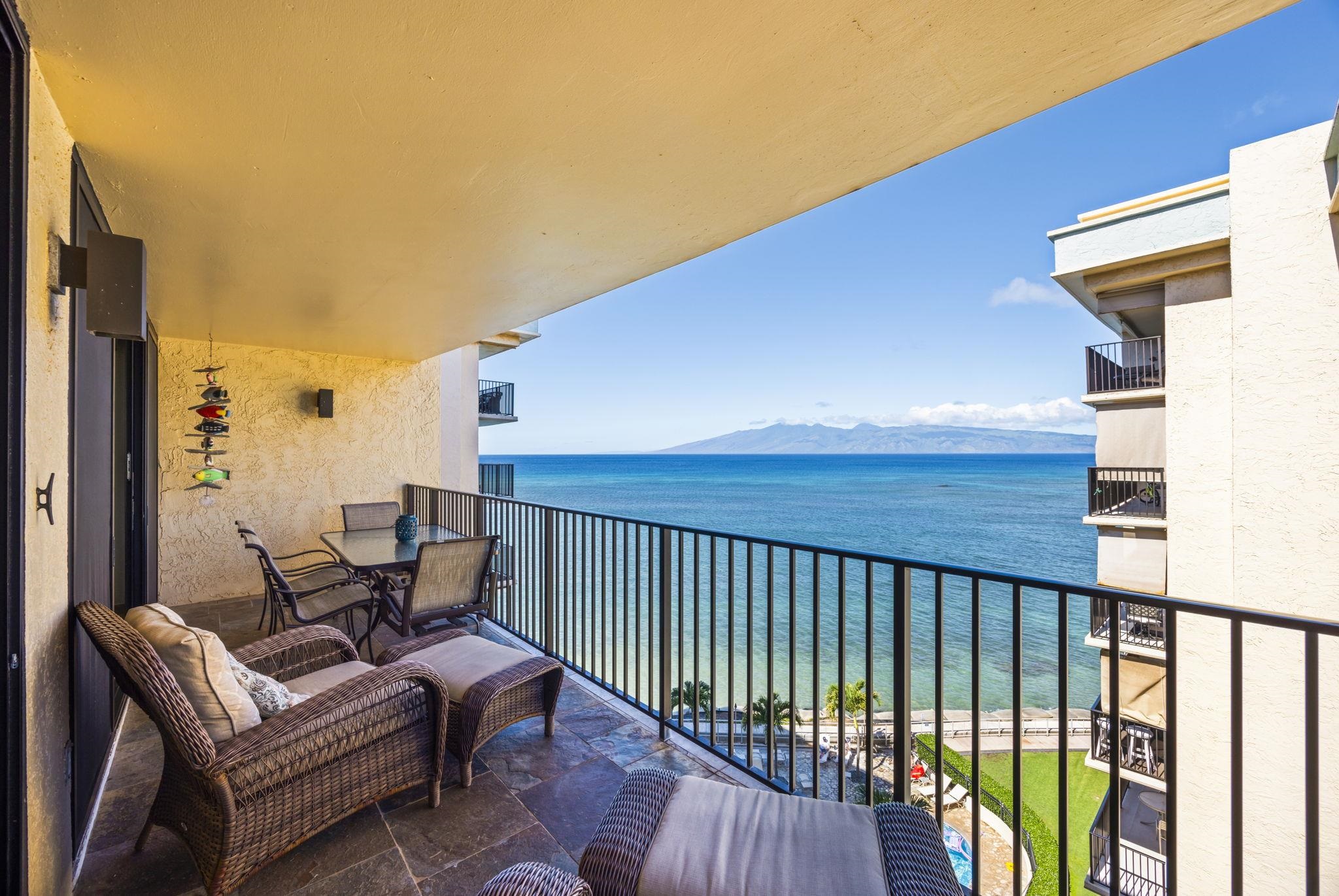 Hololani condo # B 701, Lahaina, Hawaii - photo 7 of 50