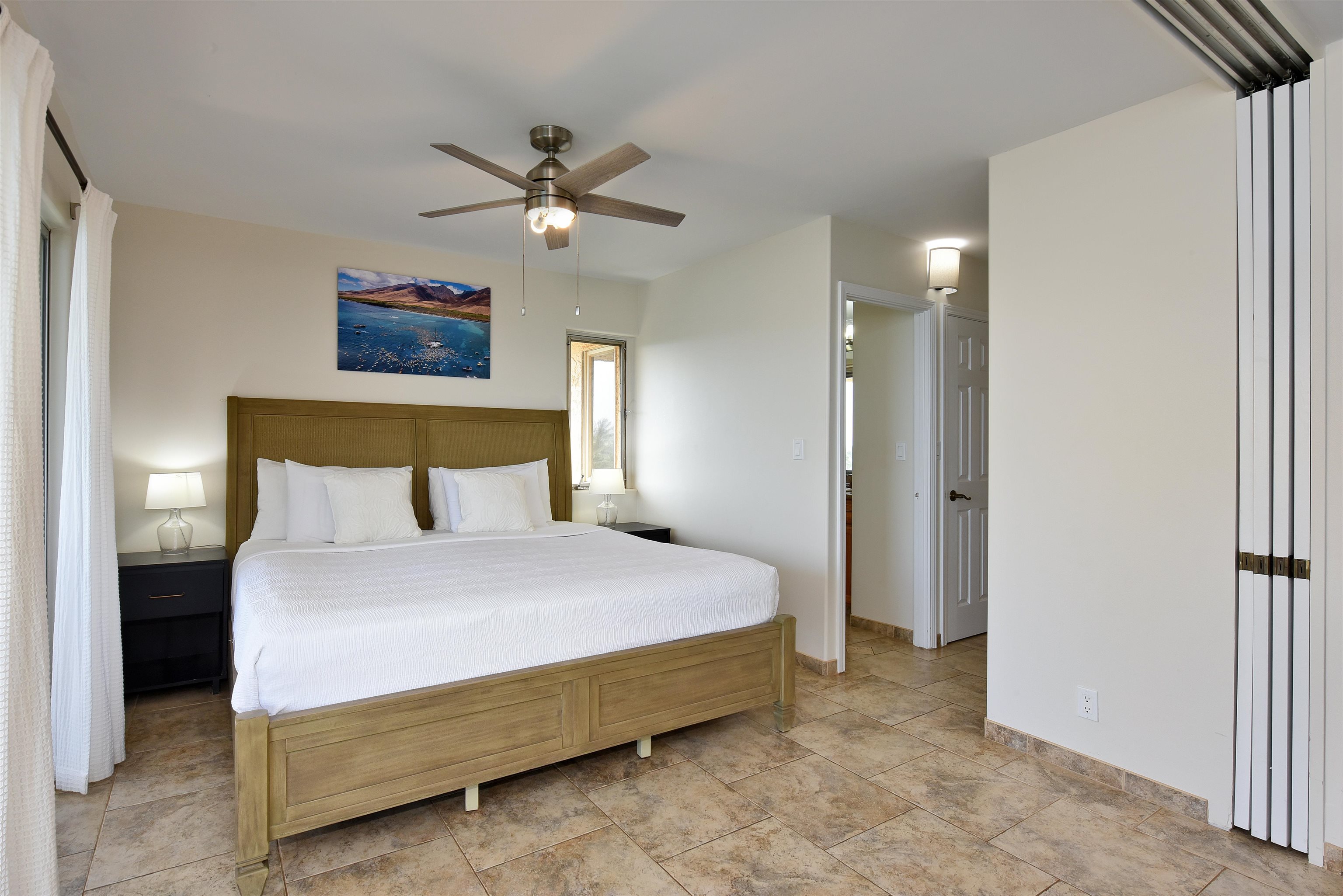 Hololani condo # B801, Lahaina, Hawaii - photo 15 of 32