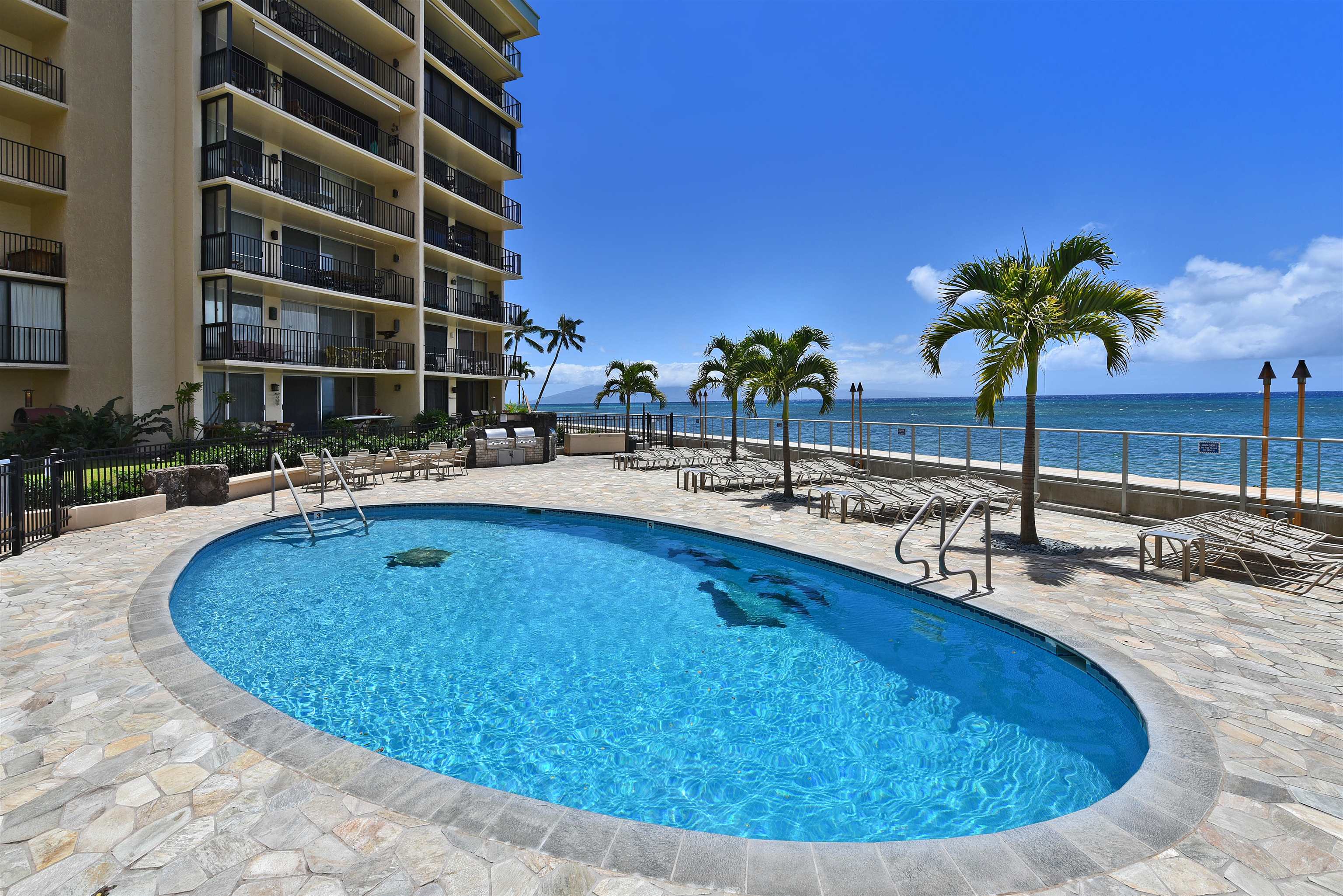 Hololani condo # B801, Lahaina, Hawaii - photo 27 of 32