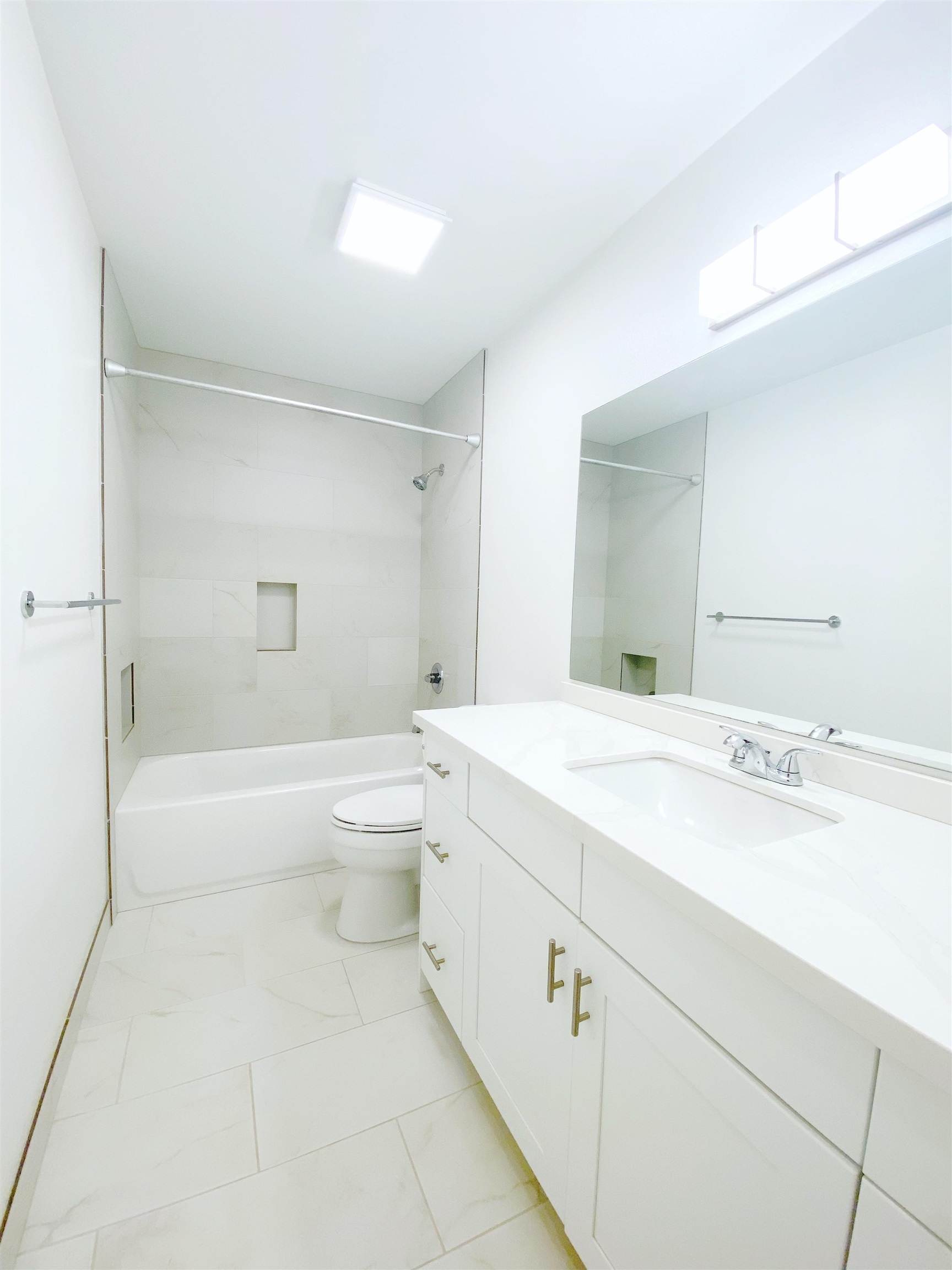 442  Kenolio Rd , Kihei home - photo 12 of 30