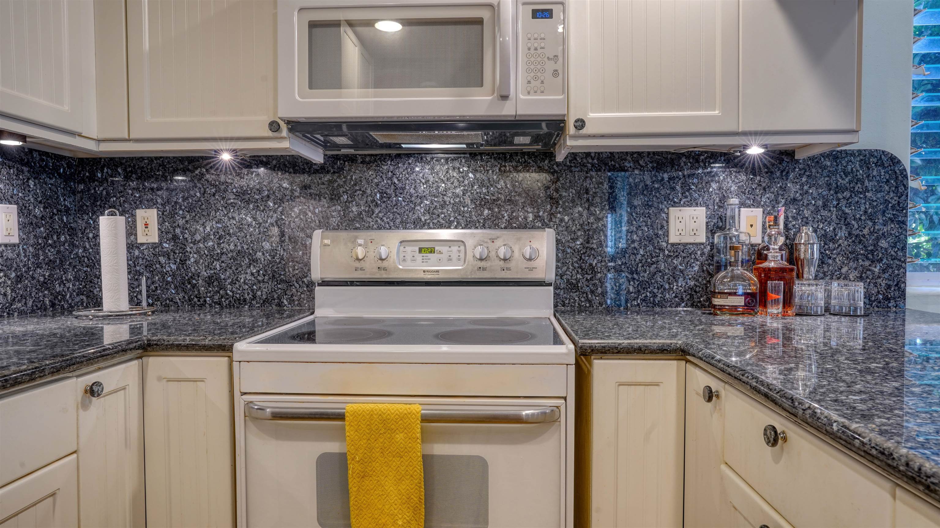 Pohailani Maui condo # 119, Lahaina, Hawaii - photo 37 of 50