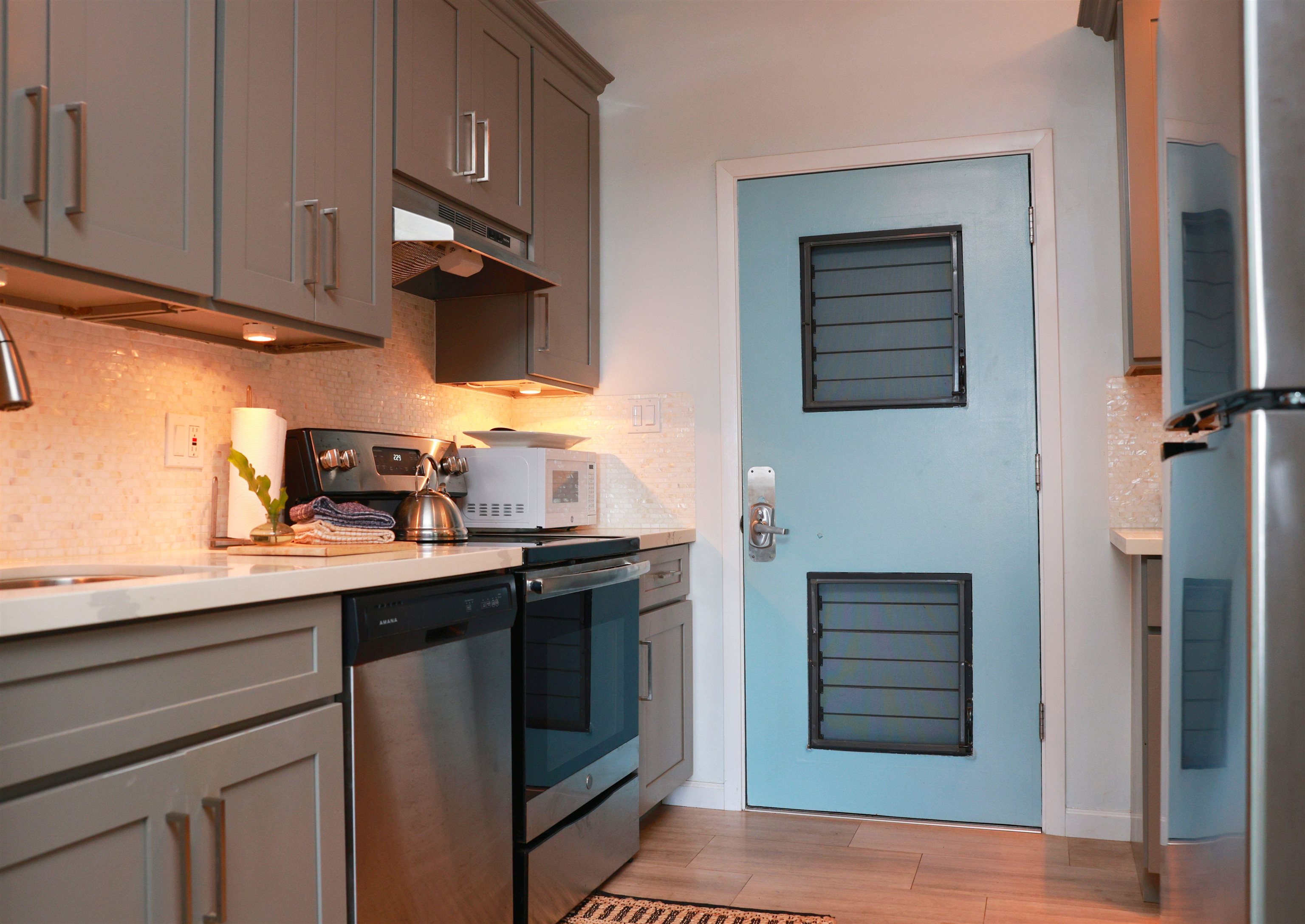 Pohailani Maui condo # 205, Lahaina, Hawaii - photo 11 of 26