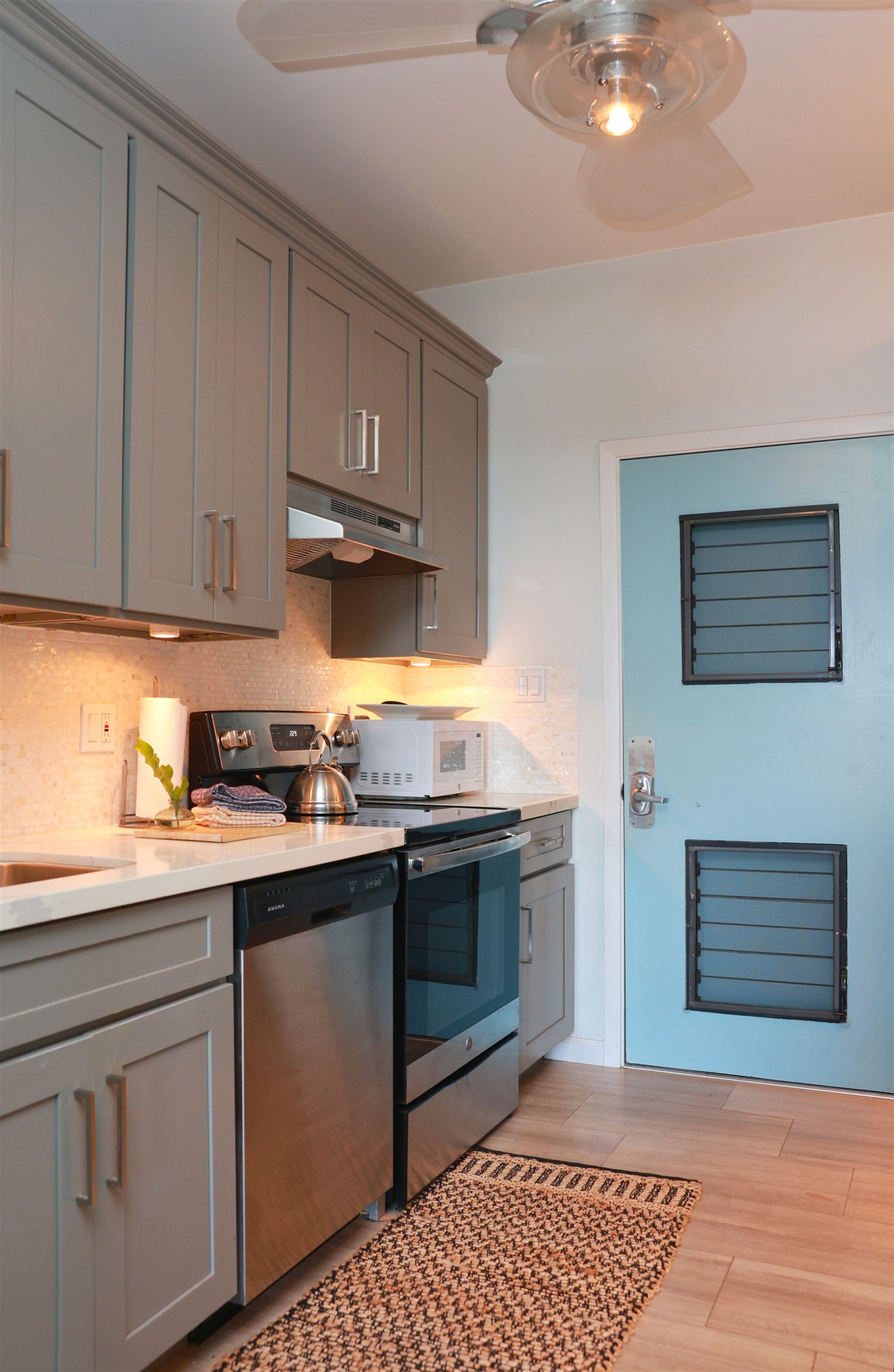 Pohailani Maui condo # 205, Lahaina, Hawaii - photo 12 of 26