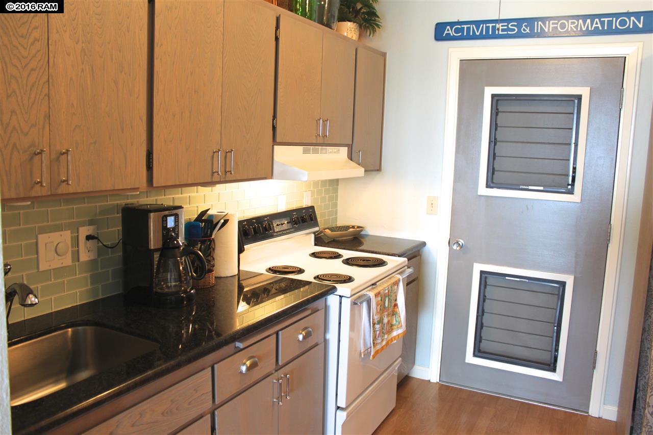 Pohailani Maui condo # 307, Lahaina, Hawaii - photo 8 of 12