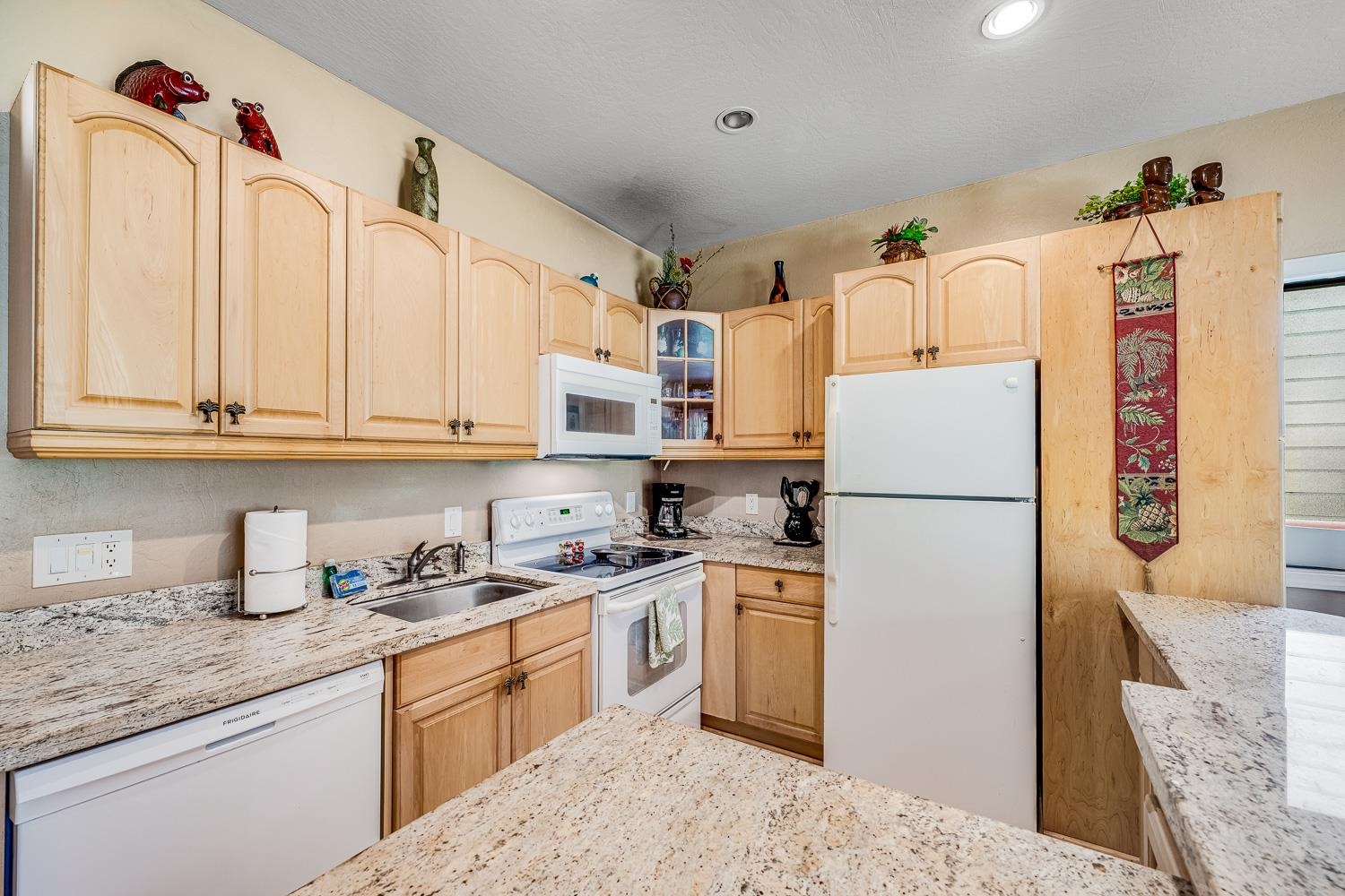 Pohailani Maui condo # 154, Lahaina, Hawaii - photo 5 of 40