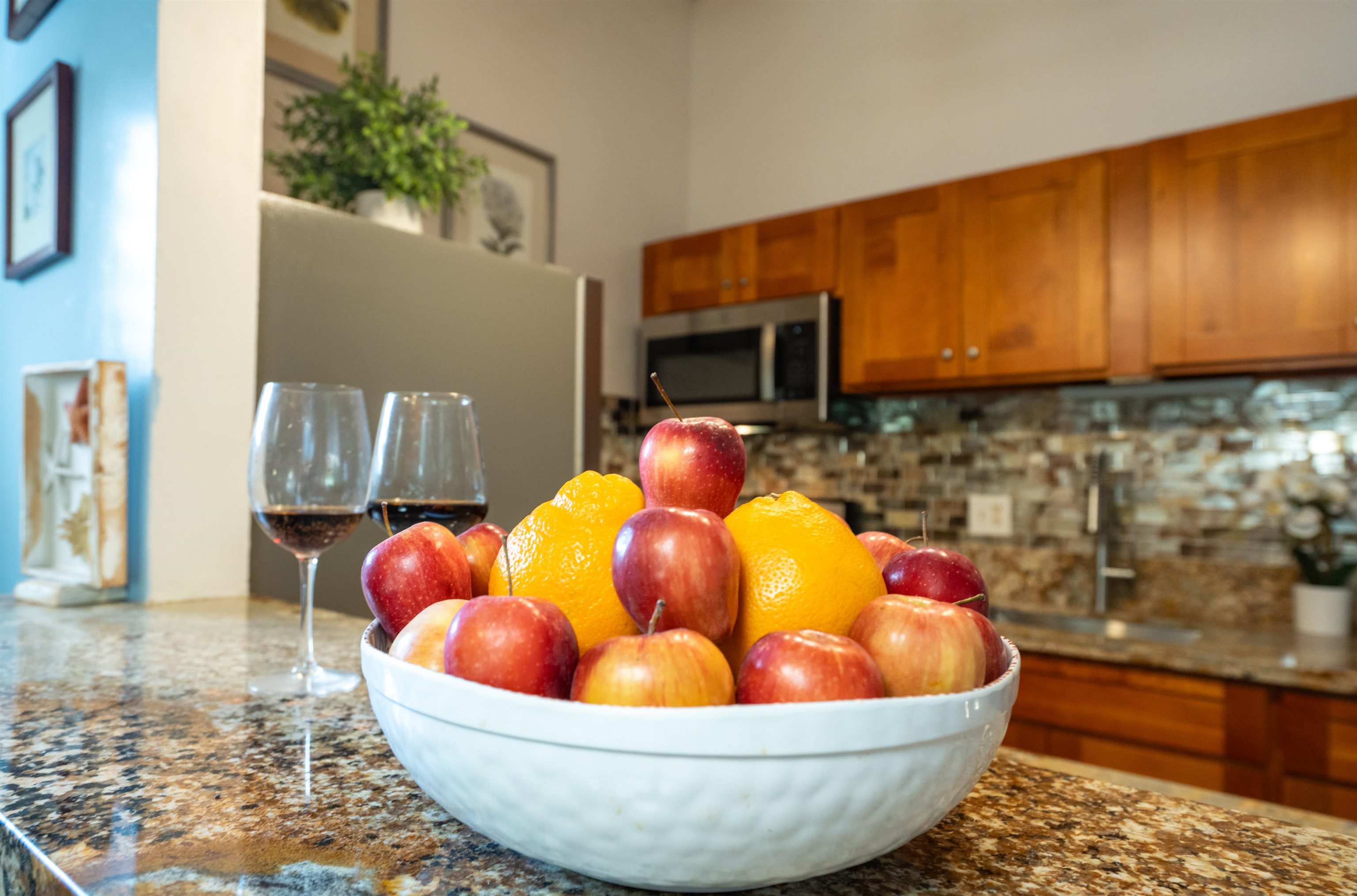 Pohailani Maui condo # 221, Lahaina, Hawaii - photo 2 of 30