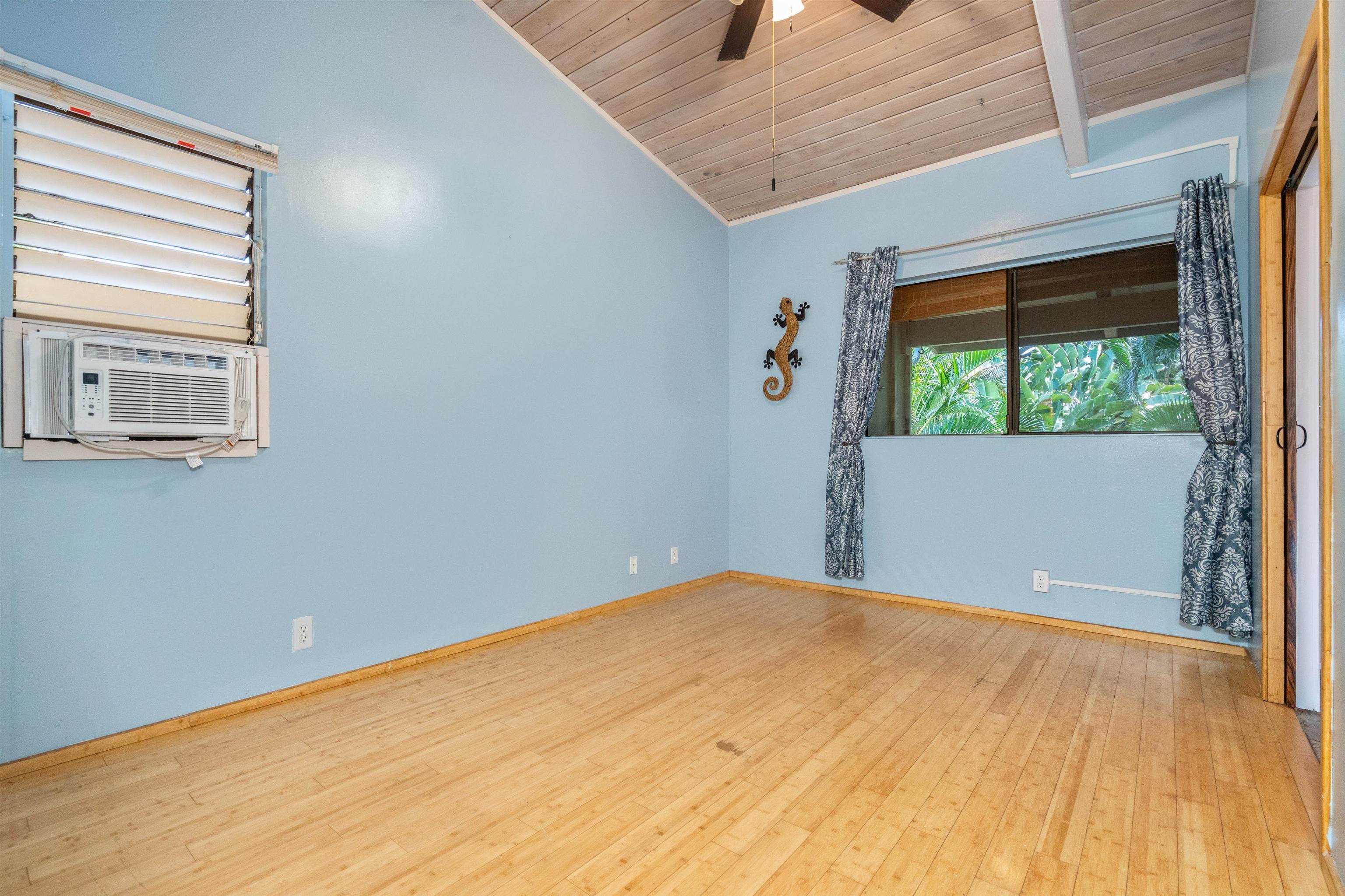 Pohailani Maui condo # 221, Lahaina, Hawaii - photo 13 of 30