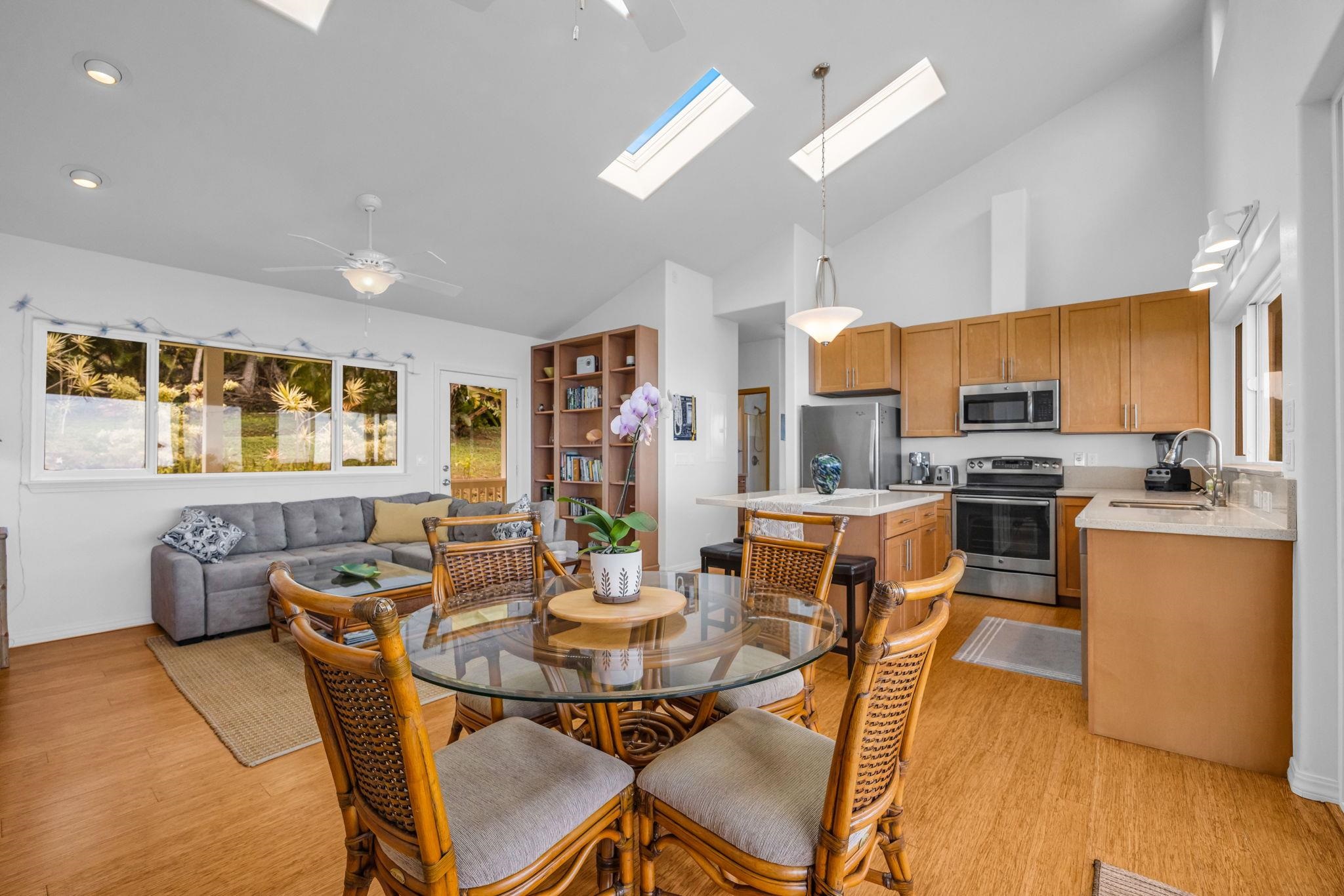 445  Kaukini Loop Kahakuloa, Wailuku home - photo 22 of 38