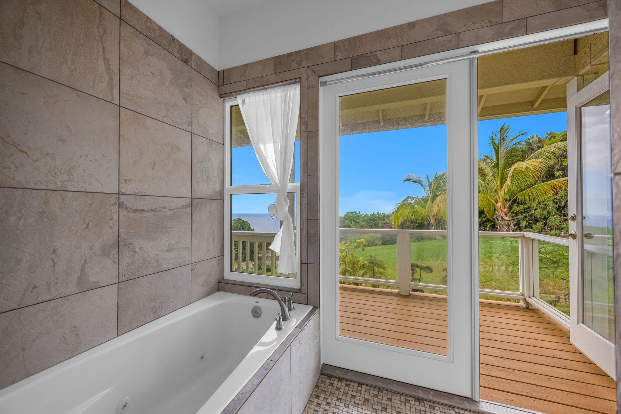 445  Kaukini Loop Kahakuloa, Wailuku home - photo 28 of 38