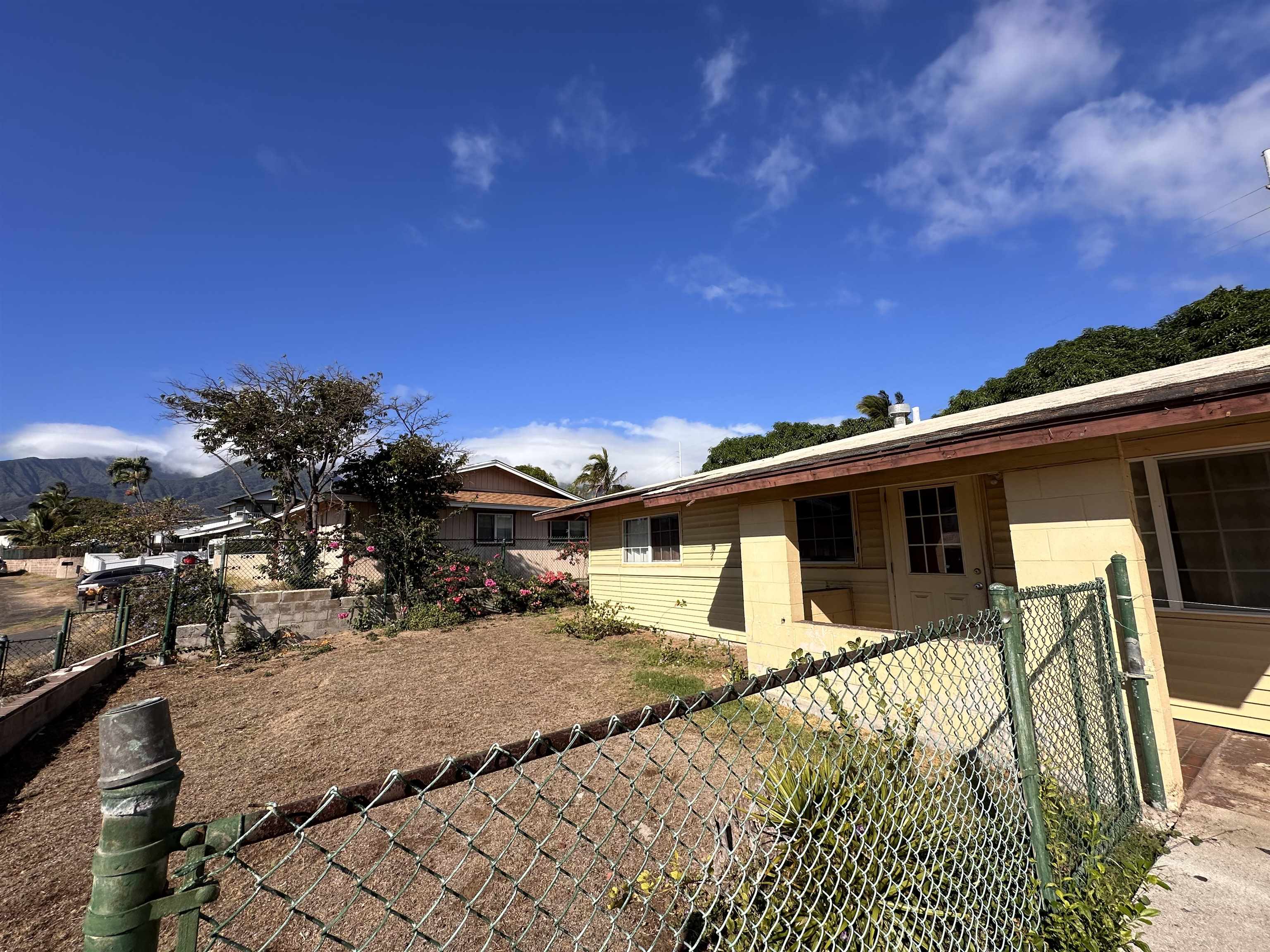 446  Ipu Cir , Kahului home - photo 2 of 13