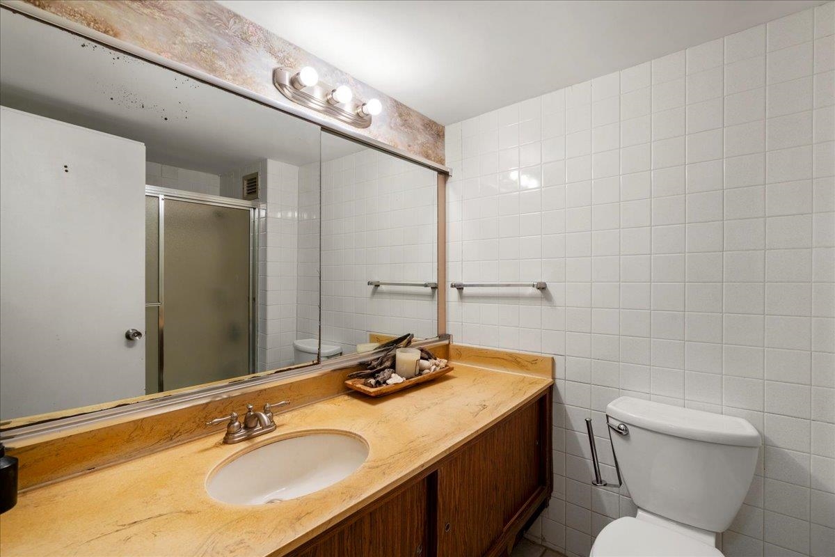 Kahana Reef condo # 112, Lahaina, Hawaii - photo 17 of 28