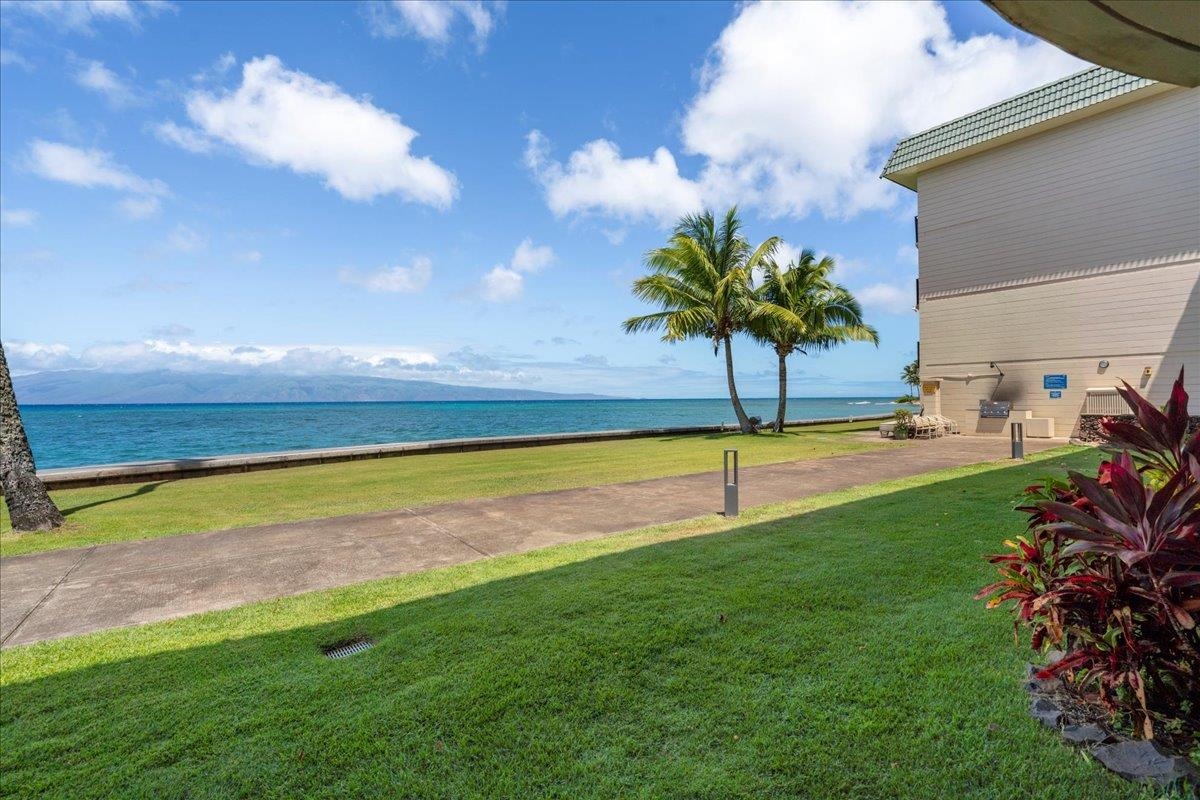 Kahana Reef condo # 112, Lahaina, Hawaii - photo 19 of 28
