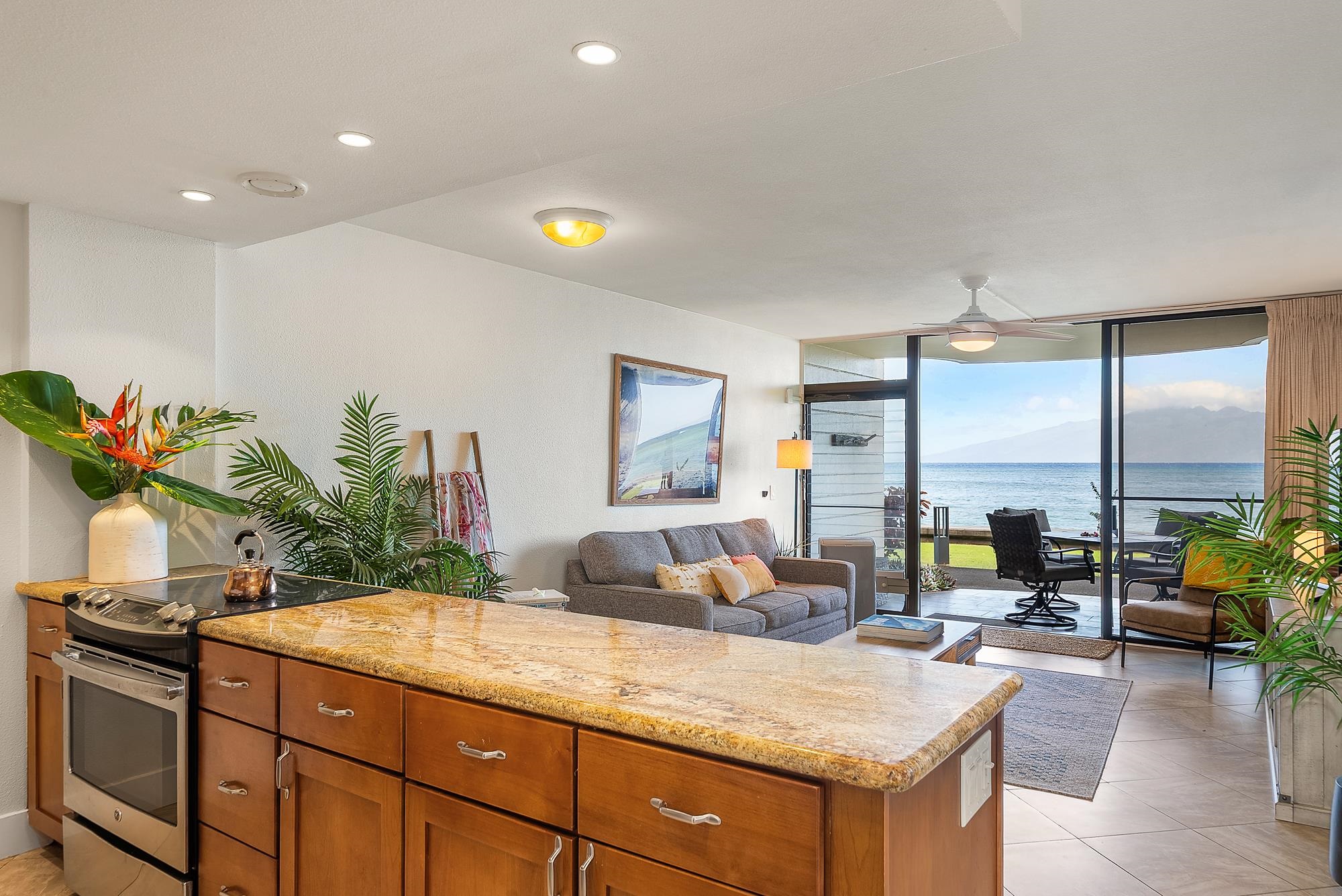 Kahana Reef condo # 118, Lahaina, Hawaii - photo 27 of 41