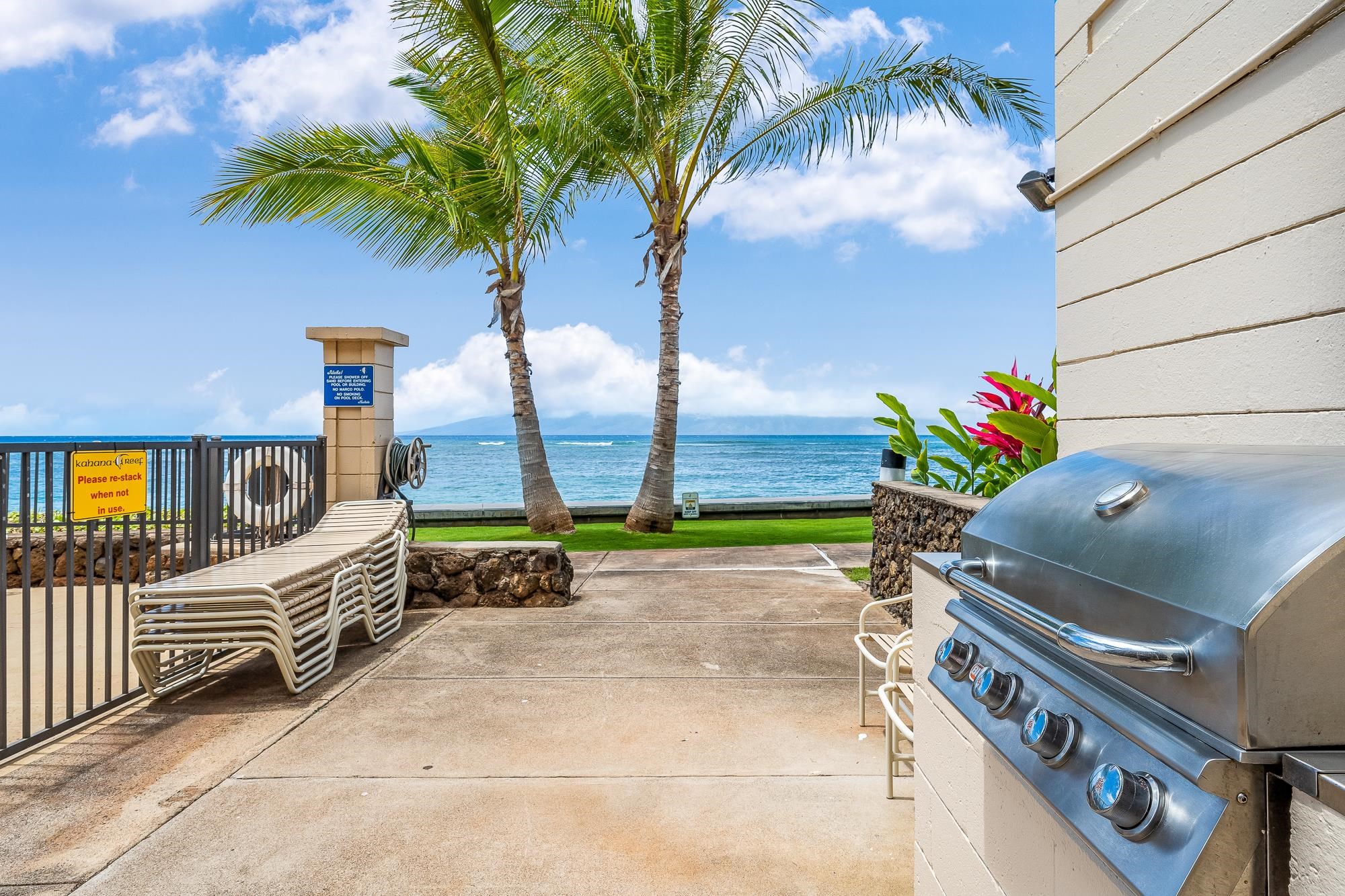 Kahana Reef condo # 118, Lahaina, Hawaii - photo 38 of 41
