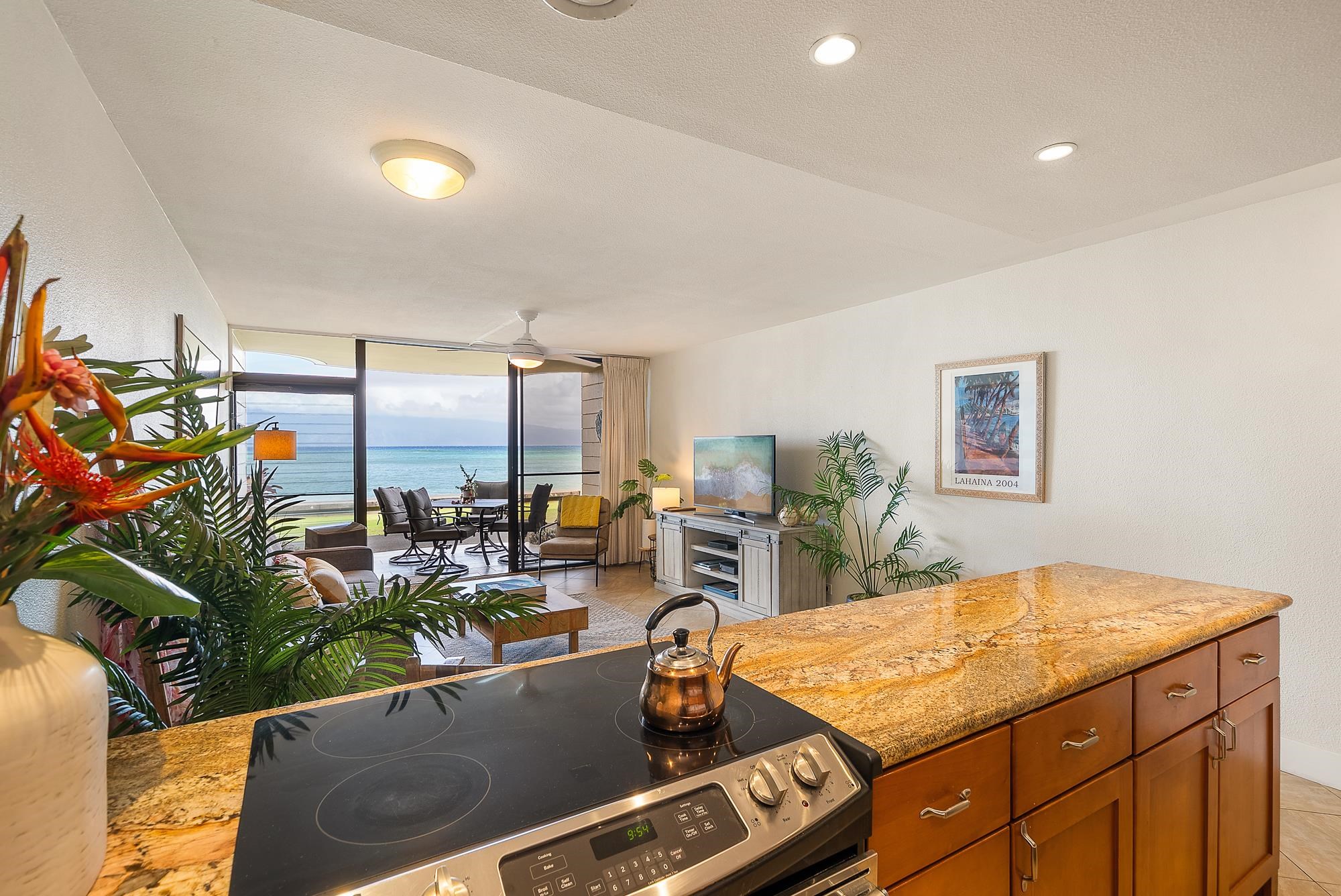 Kahana Reef condo # 118, Lahaina, Hawaii - photo 8 of 41