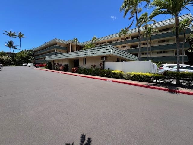 Kahana Reef condo # 202, Lahaina, Hawaii - photo 22 of 24