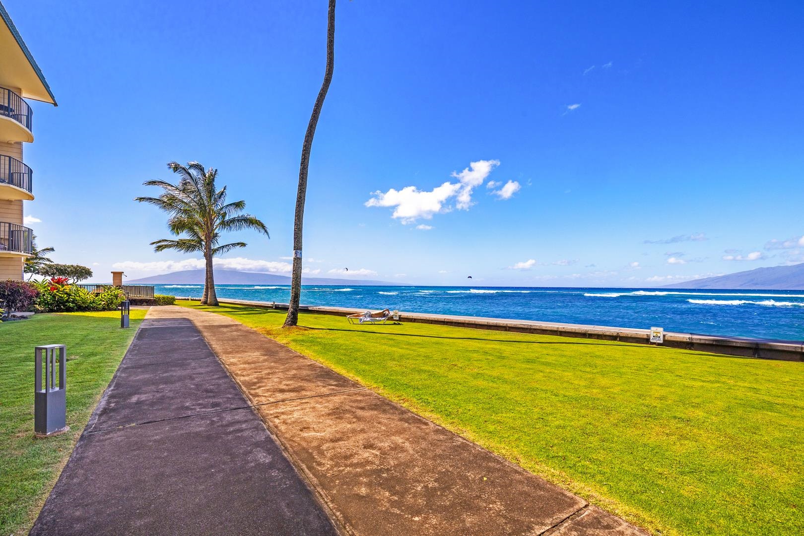 Kahana Reef condo # 204, Lahaina, Hawaii - photo 31 of 34