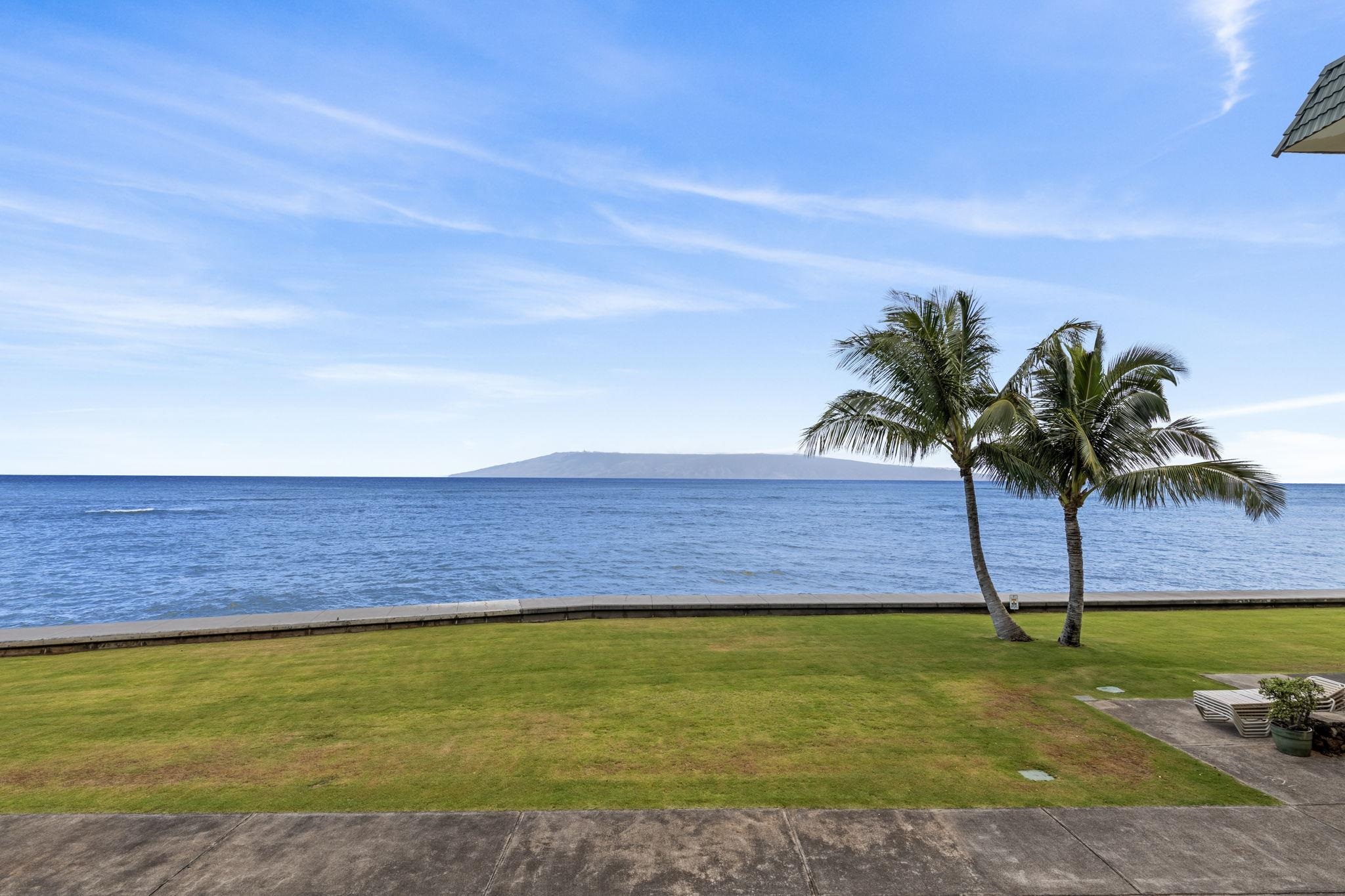 Kahana Reef condo # 214, Lahaina, Hawaii - photo 18 of 34