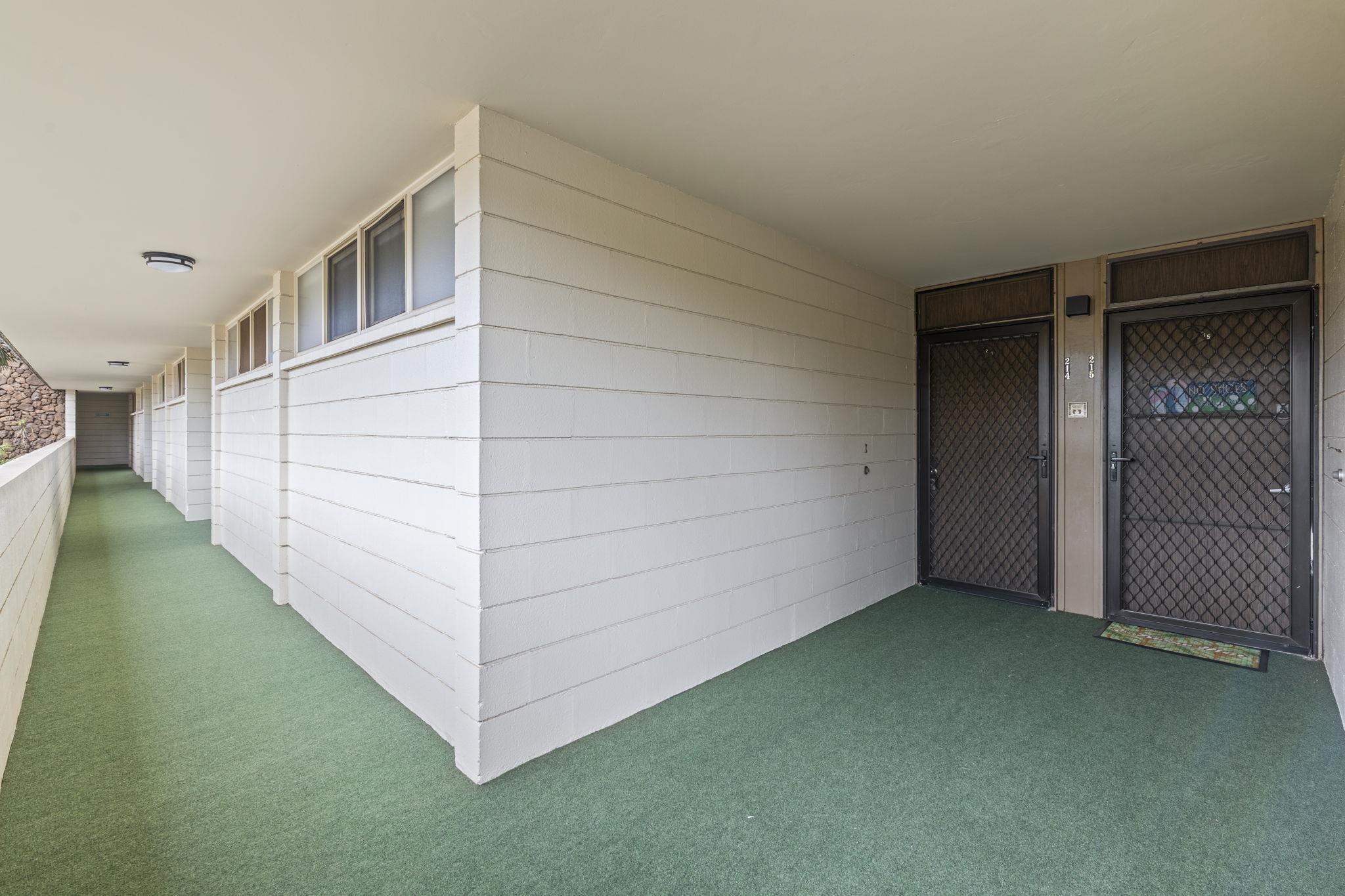 Kahana Reef condo # 214, Lahaina, Hawaii - photo 16 of 38