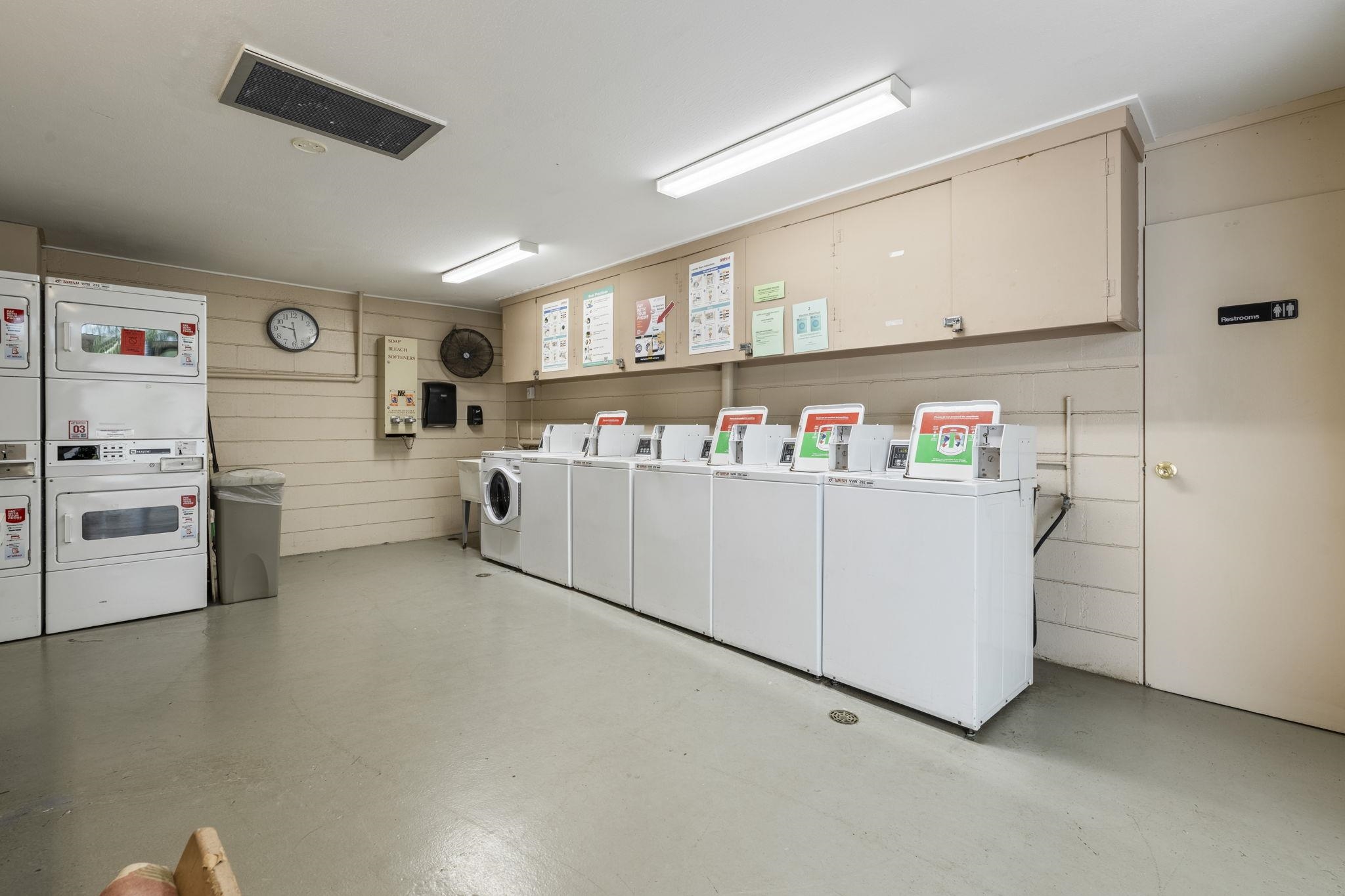 Kahana Reef condo # 214, Lahaina, Hawaii - photo 28 of 38