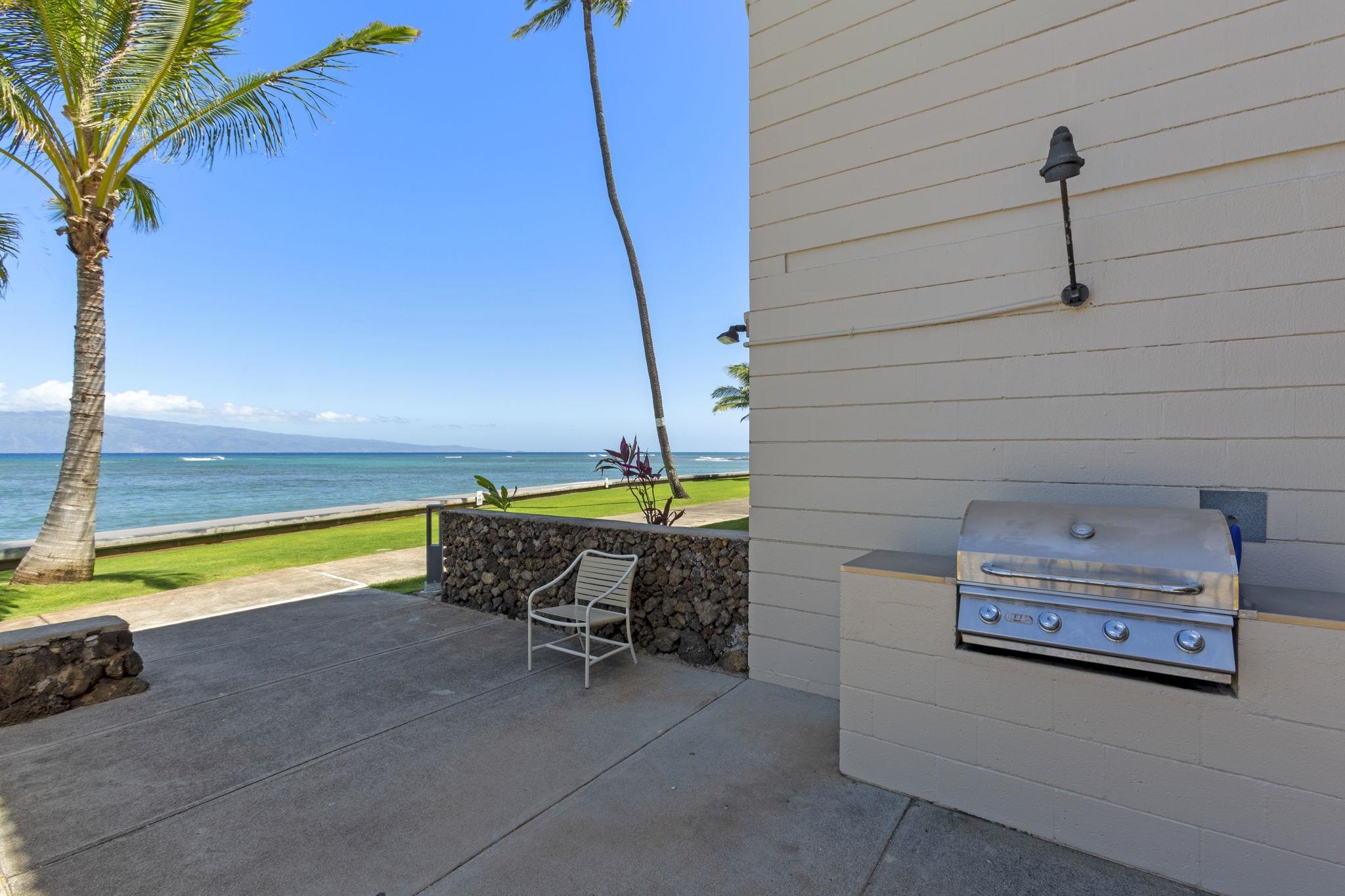 Kahana Reef condo # 214, Lahaina, Hawaii - photo 29 of 38