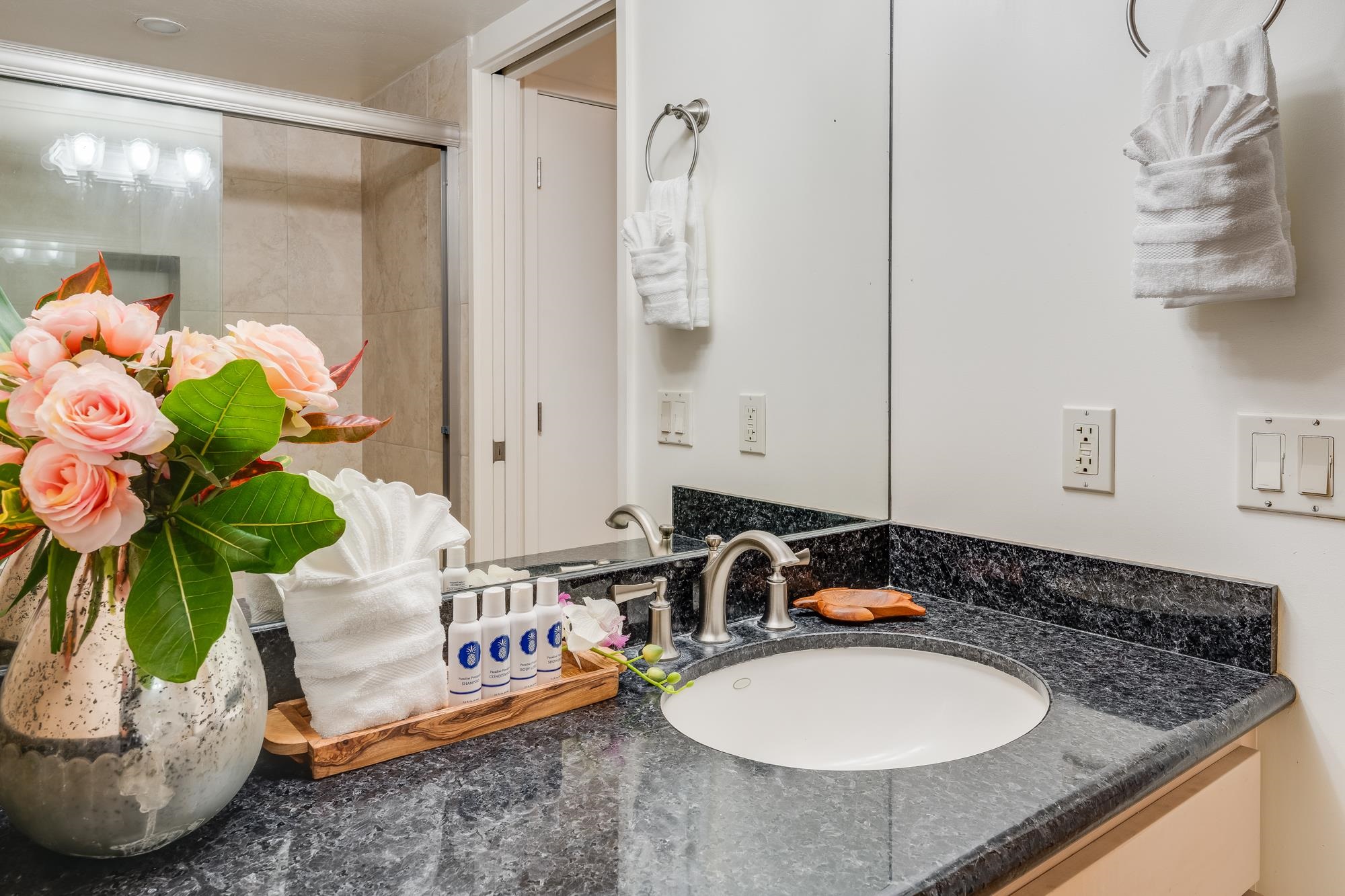 Kahana Reef condo # 221, Lahaina, Hawaii - photo 16 of 35