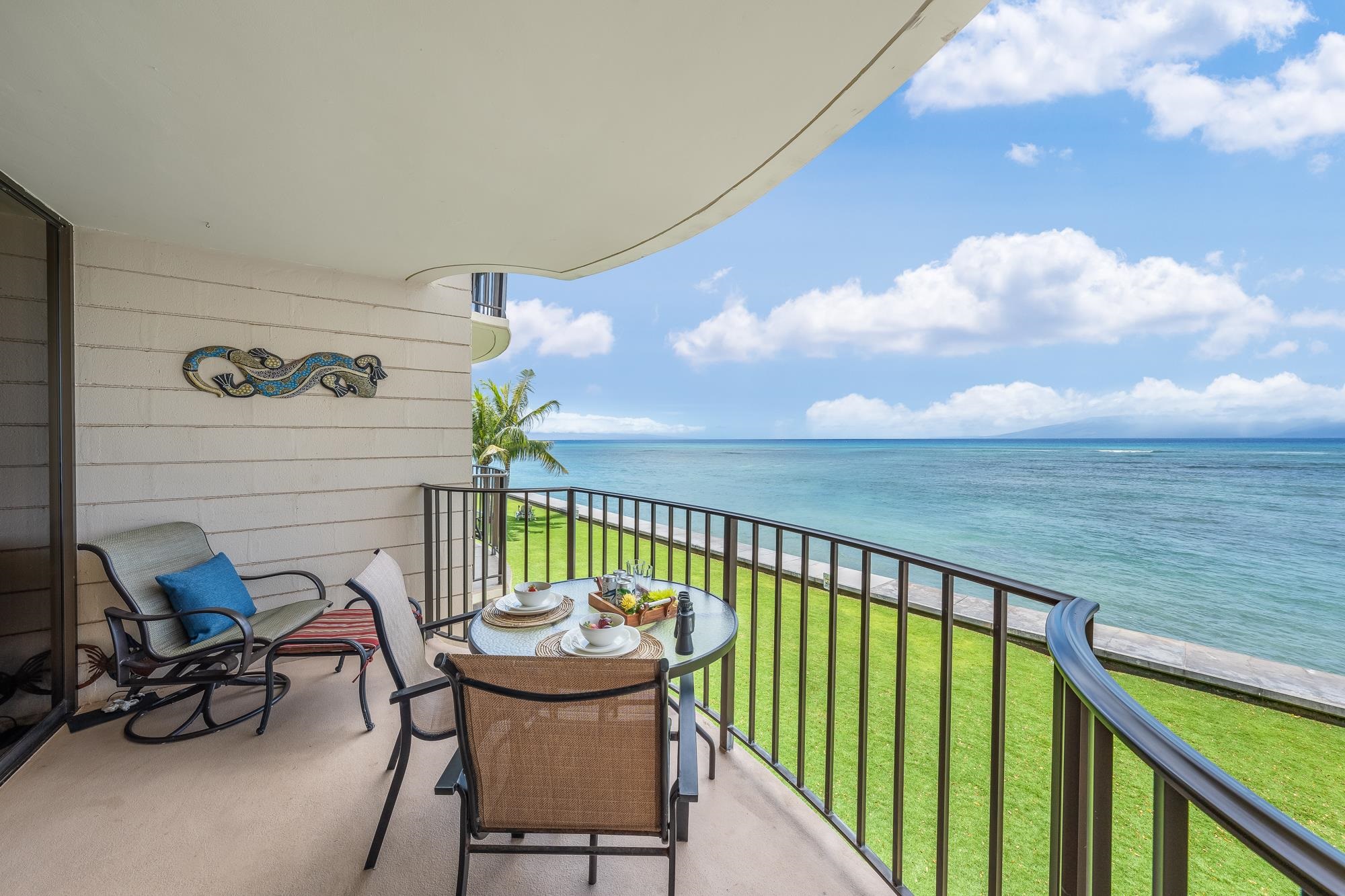 Kahana Reef condo # 221, Lahaina, Hawaii - photo 23 of 35