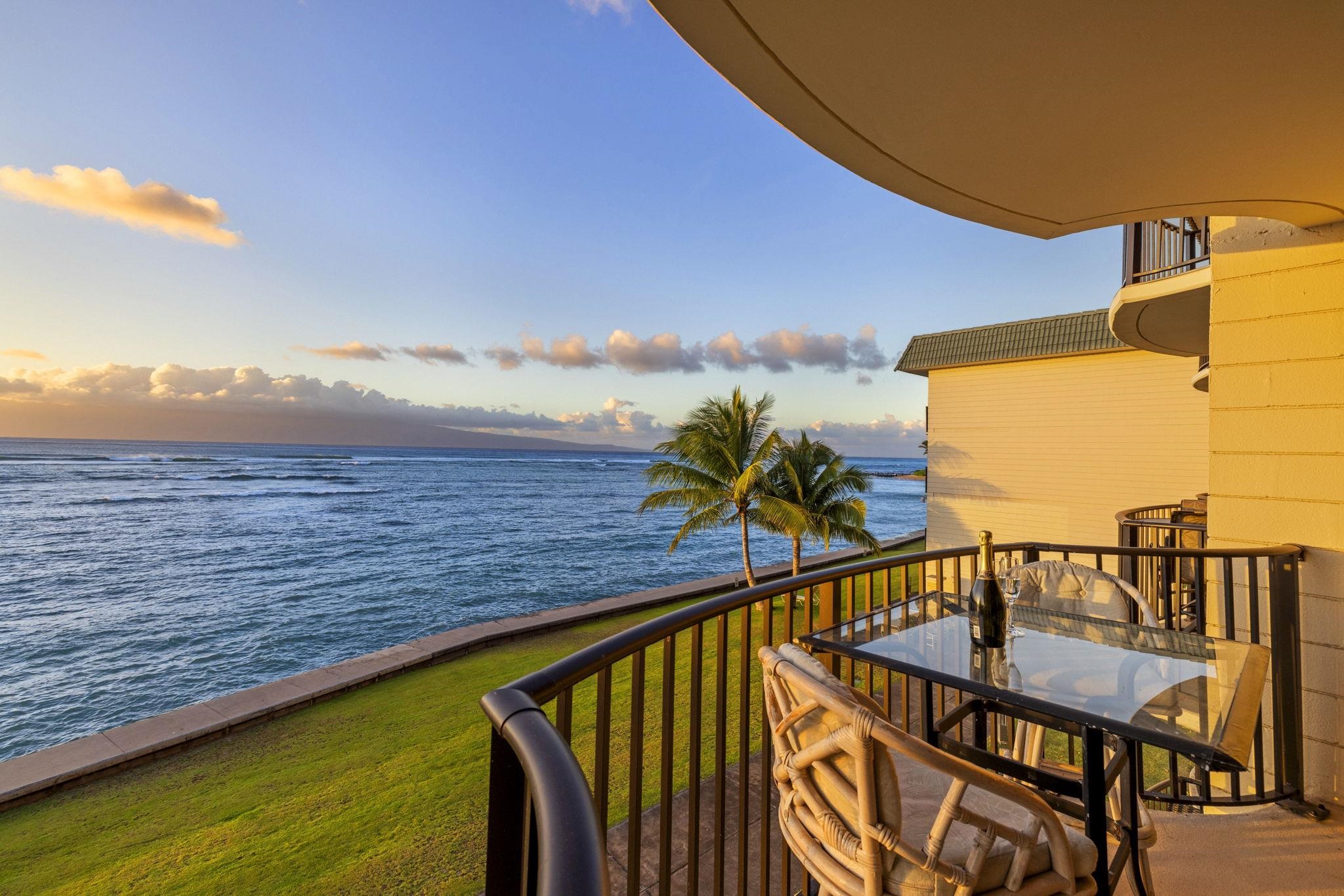 Kahana Reef condo # 312, Lahaina, Hawaii - photo 5 of 26