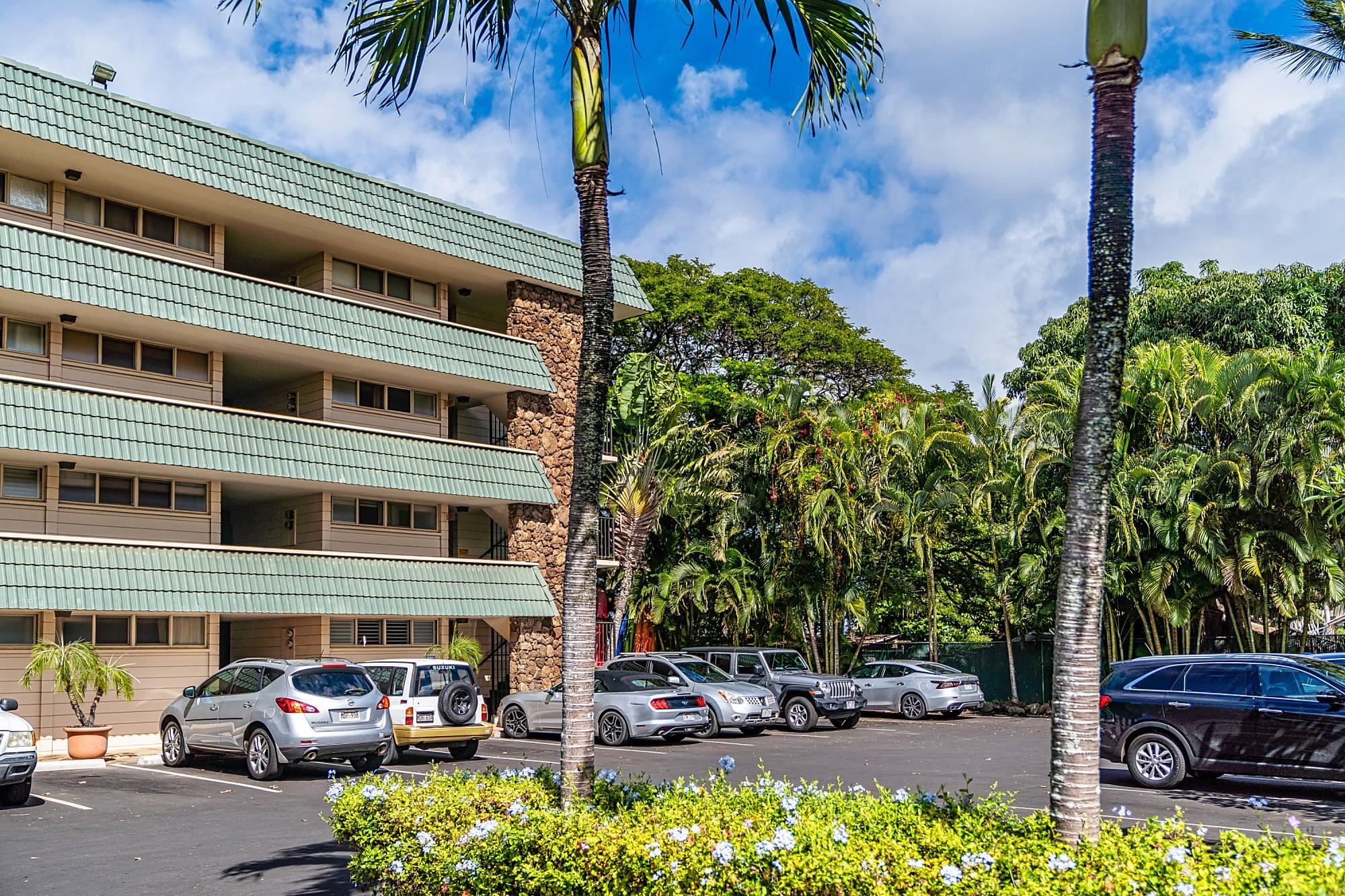 Kahana Reef condo # 322, Lahaina, Hawaii - photo 29 of 30