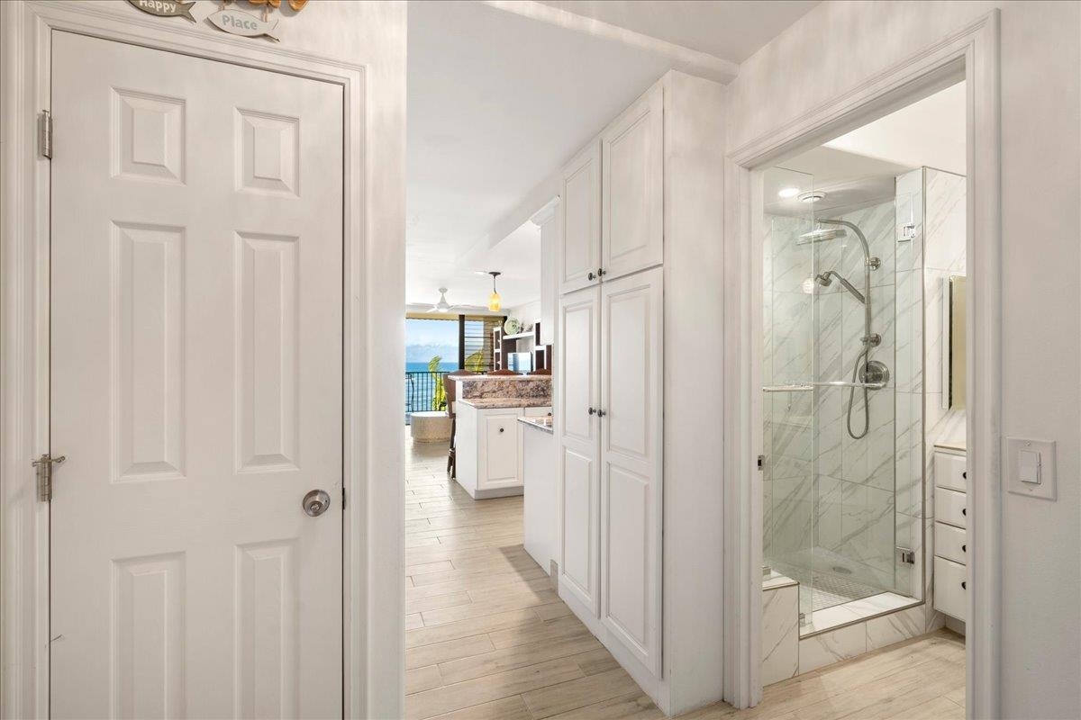 Kahana Reef condo # 407, Lahaina, Hawaii - photo 13 of 32