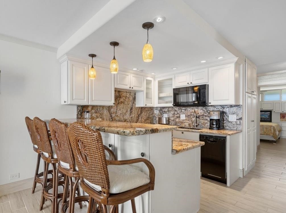 Kahana Reef condo # 407, Lahaina, Hawaii - photo 20 of 32