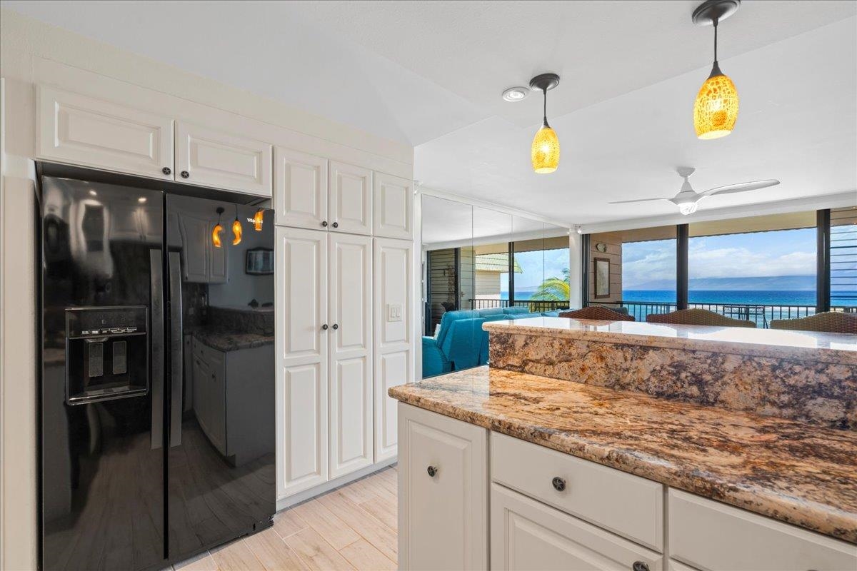 Kahana Reef condo # 407, Lahaina, Hawaii - photo 22 of 32