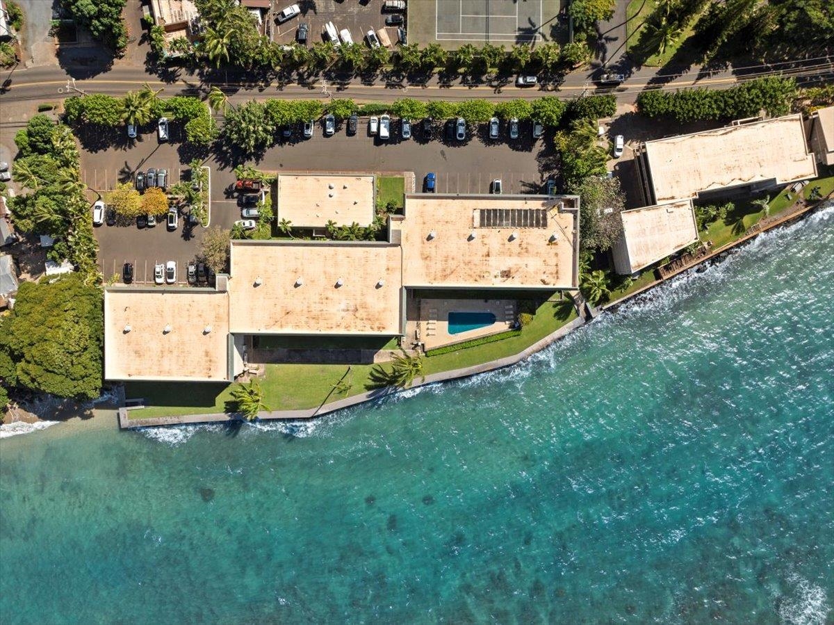 Kahana Reef condo # 407, Lahaina, Hawaii - photo 24 of 32