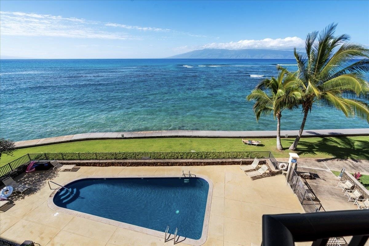 Kahana Reef condo # 407, Lahaina, Hawaii - photo 7 of 34