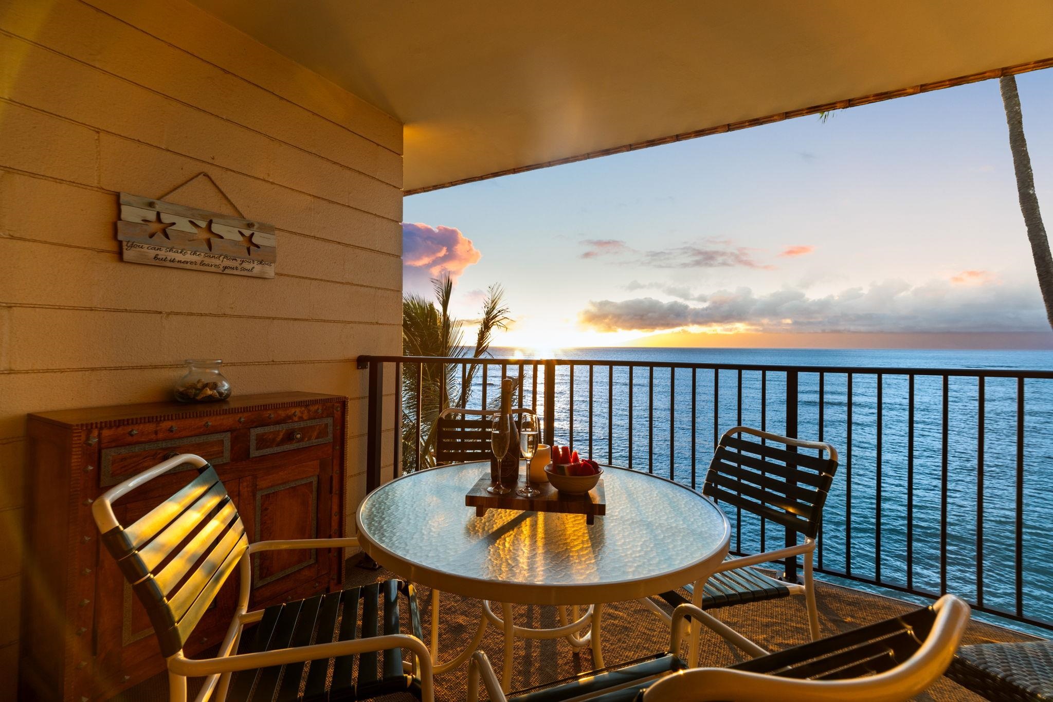 Kahana Reef condo # 410, Lahaina, Hawaii - photo 10 of 34