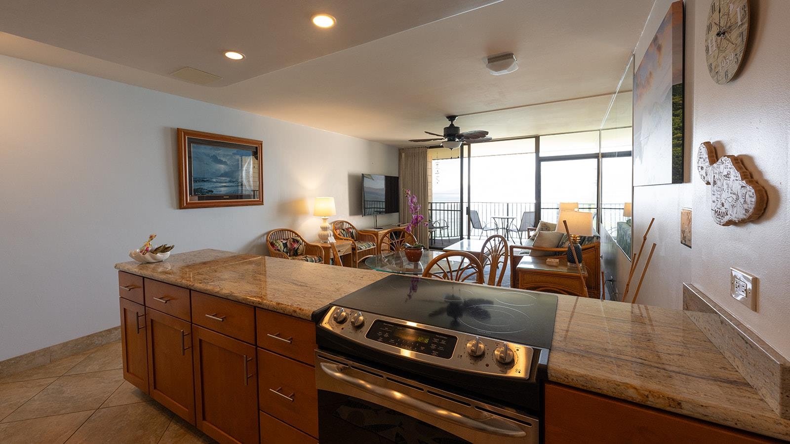 Kahana Reef condo # 415, Lahaina, Hawaii - photo 14 of 32