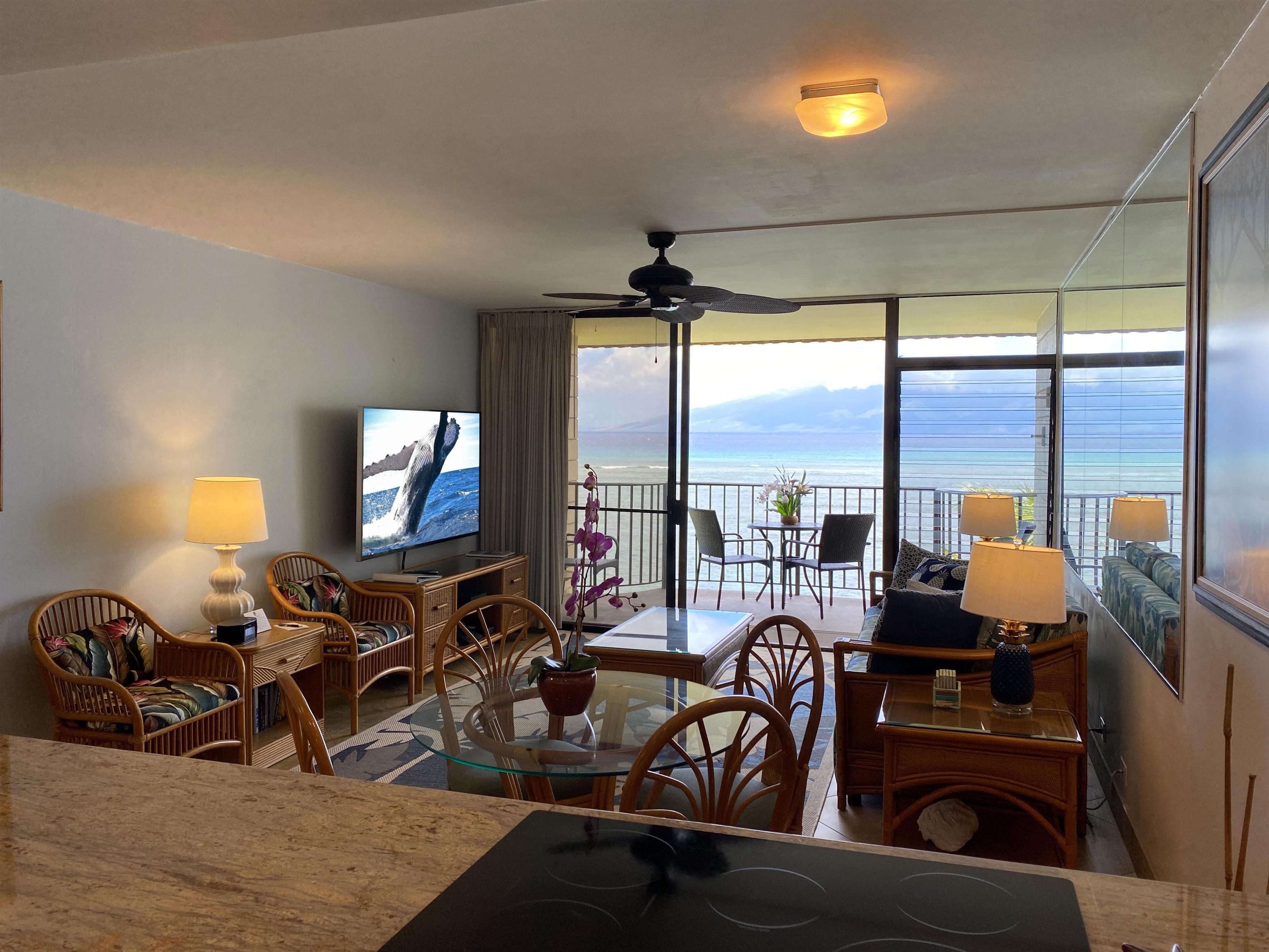 Kahana Reef condo # 415, Lahaina, Hawaii - photo 4 of 18