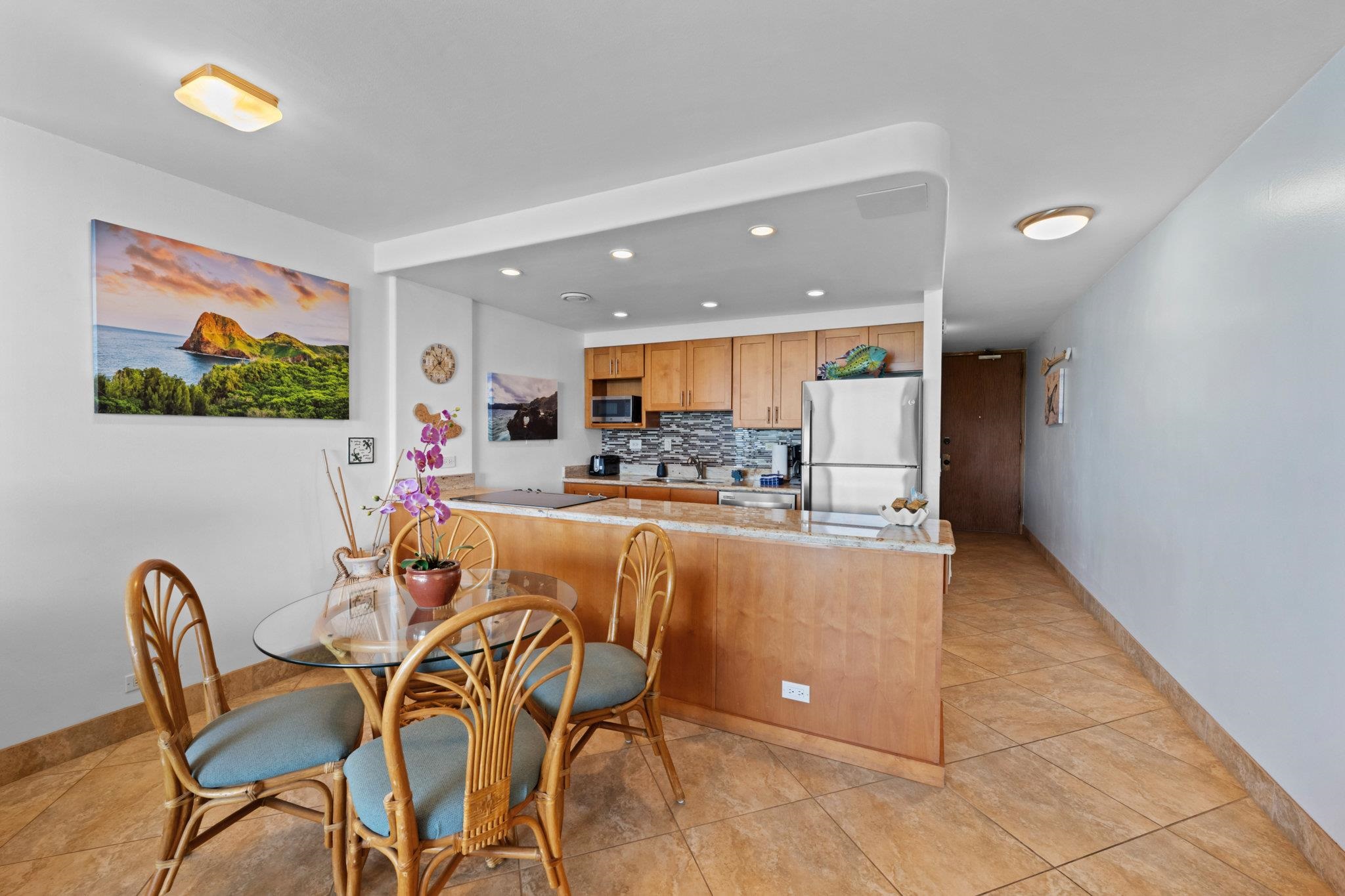 Kahana Reef condo # 415, Lahaina, Hawaii - photo 14 of 44