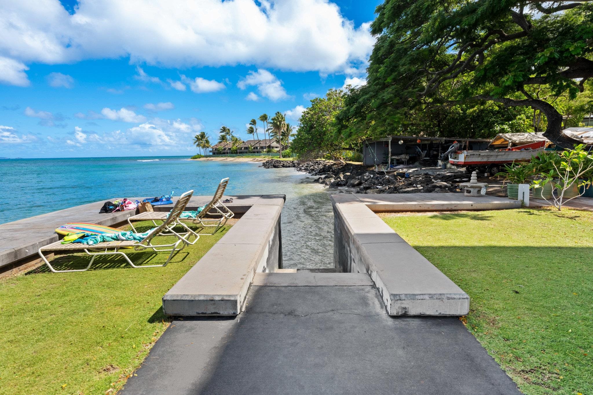 Kahana Reef condo # 415, Lahaina, Hawaii - photo 37 of 44