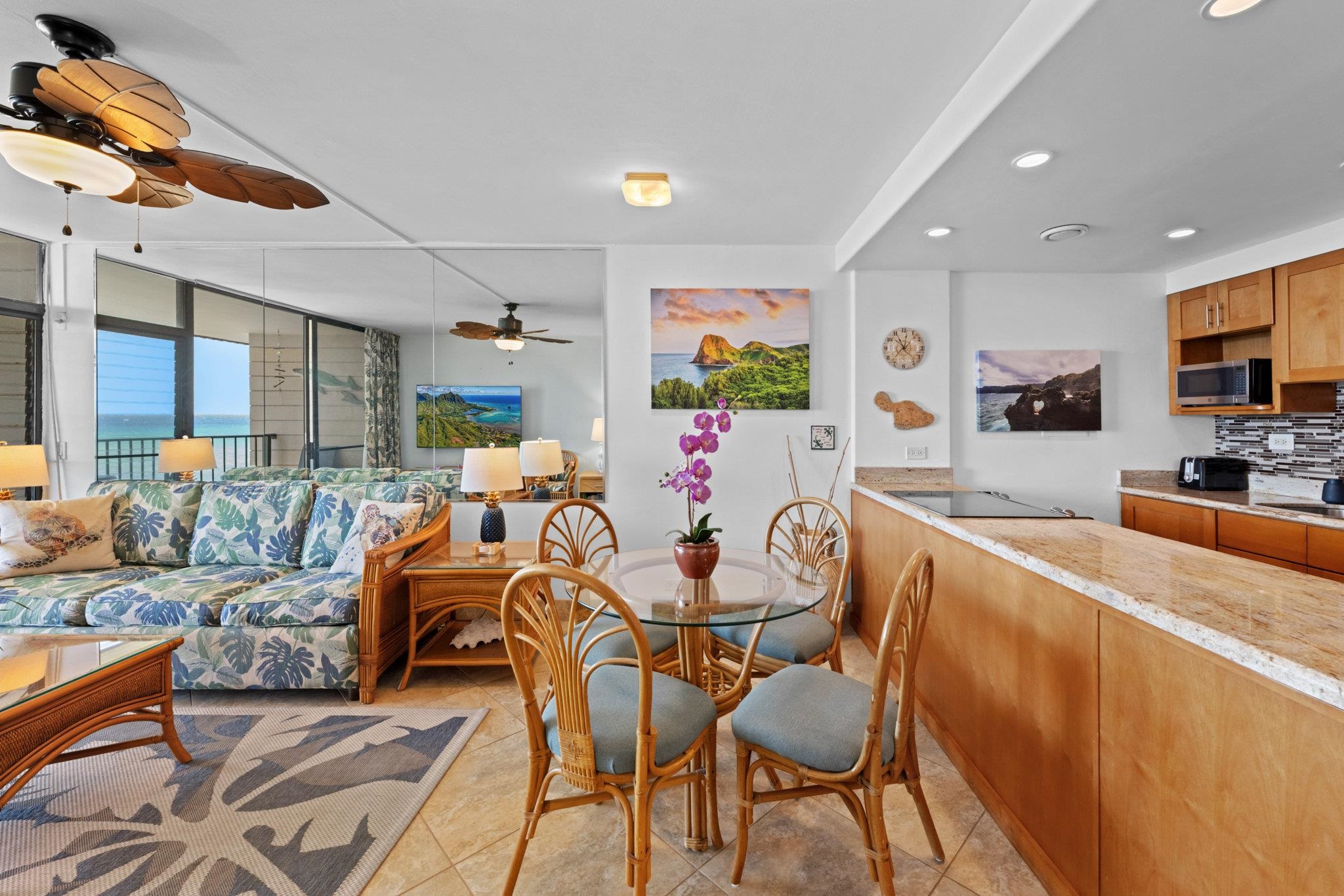 Kahana Reef condo # 415, Lahaina, Hawaii - photo 8 of 44