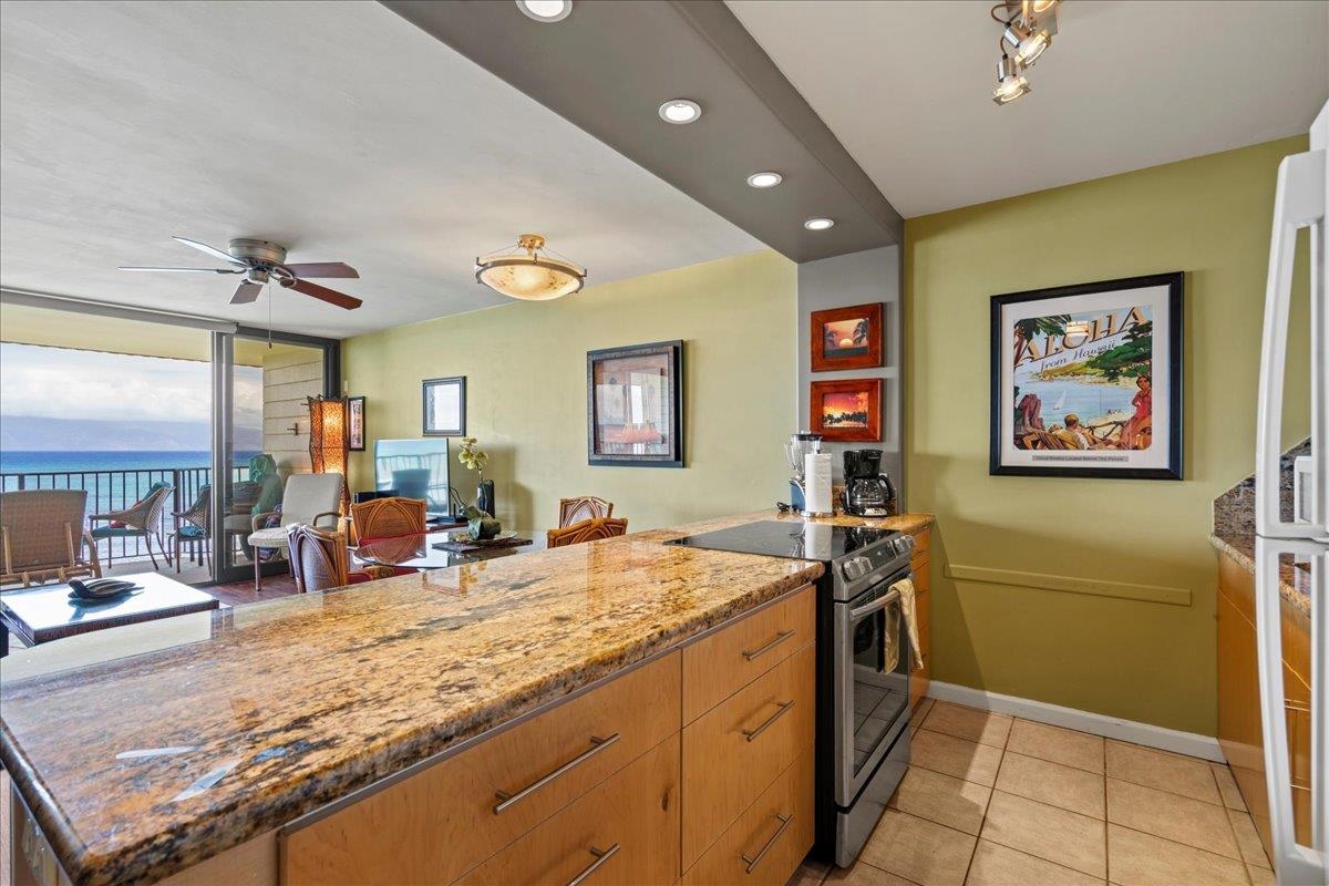 Kahana Reef condo # 419, Lahaina, Hawaii - photo 13 of 41