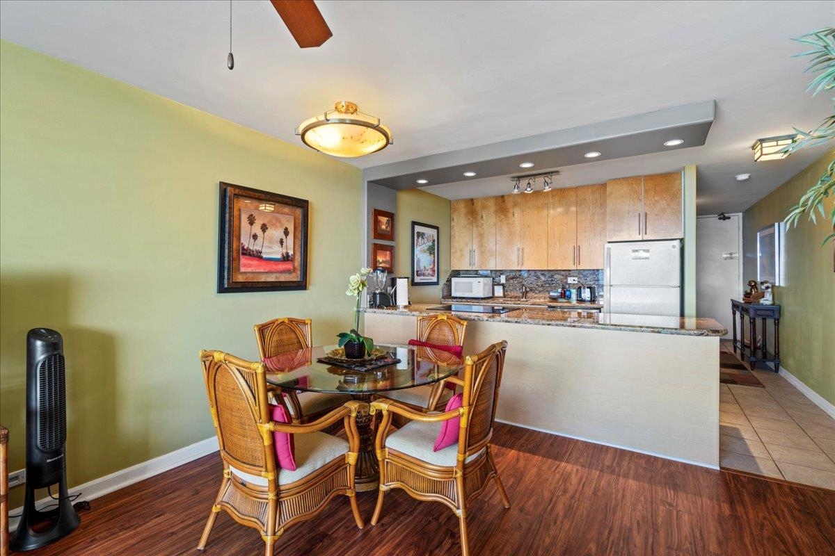 Kahana Reef condo # 419, Lahaina, Hawaii - photo 16 of 41
