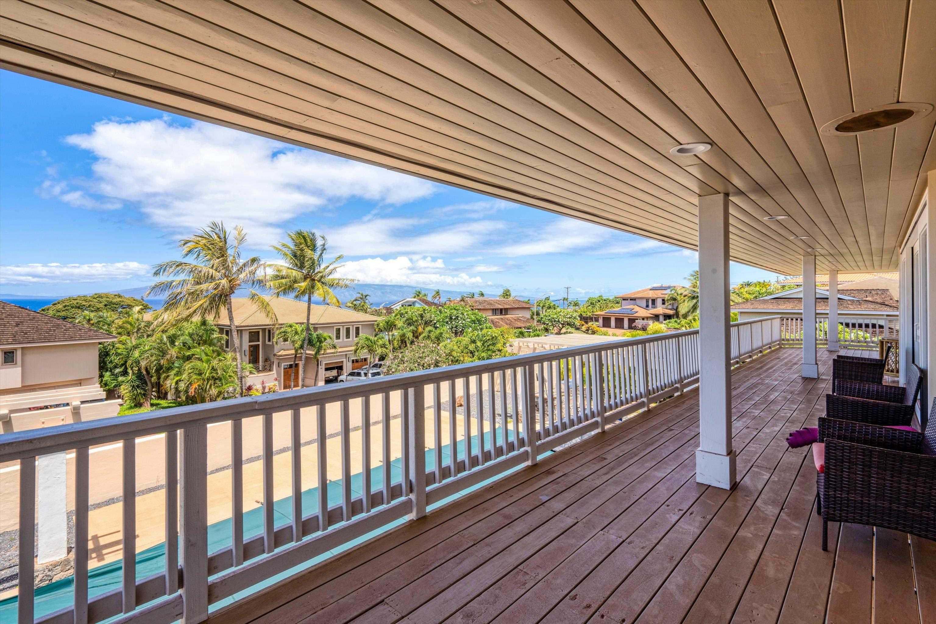 45  Iwa Pl , Lahaina home - photo 4 of 50