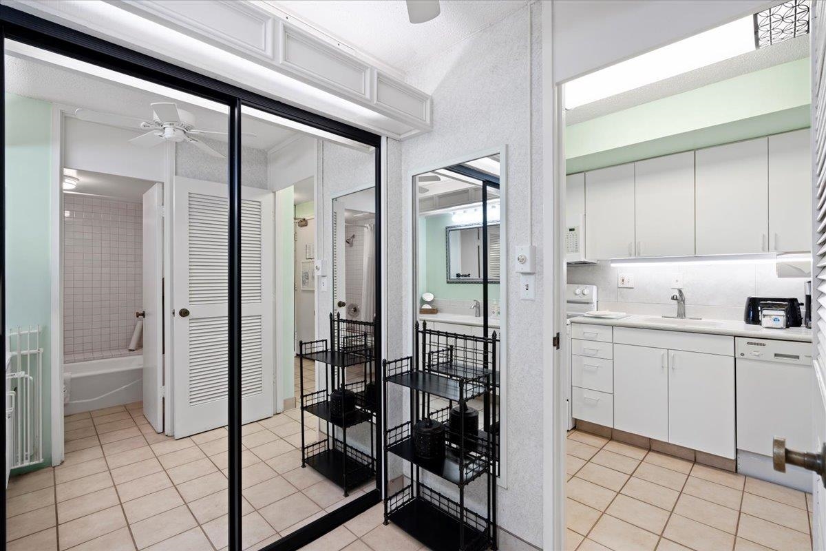 Maui Kaanapali Villas condo # A418, Lahaina, Hawaii - photo 18 of 29