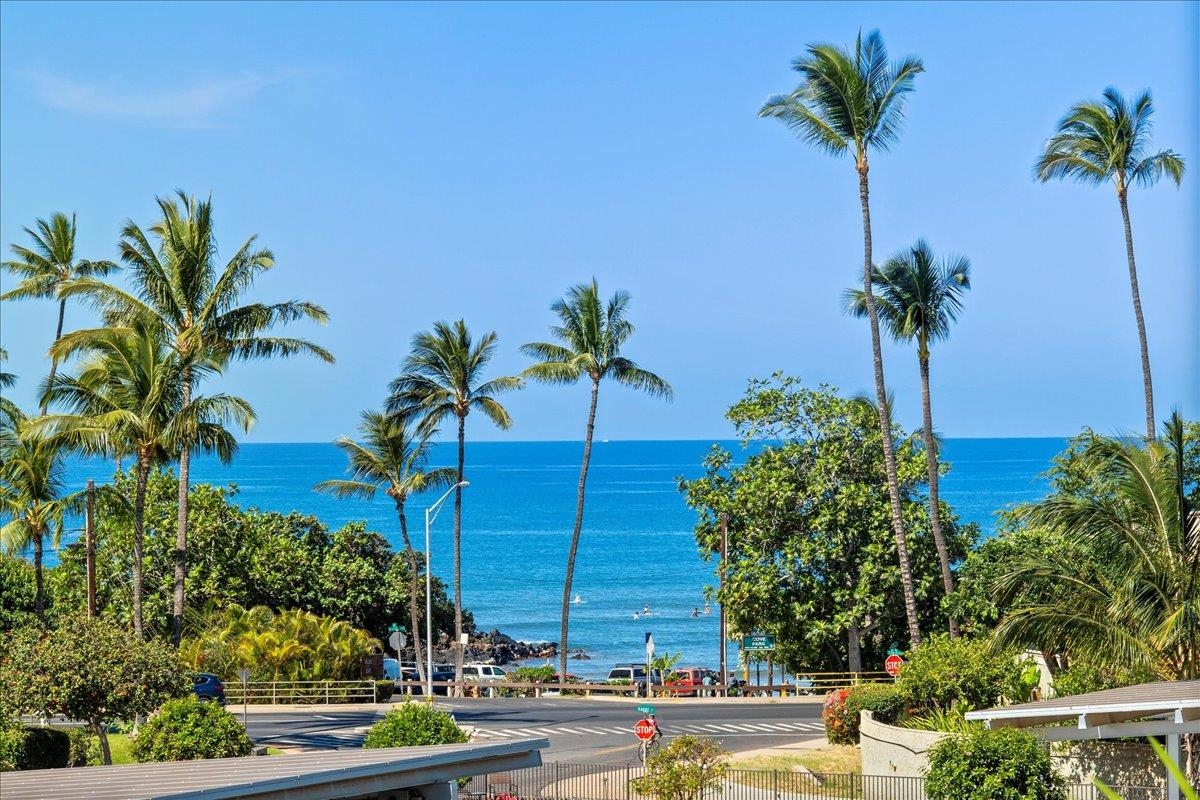 Kalama Kai condo # 307, Kihei, Hawaii - photo 10 of 17